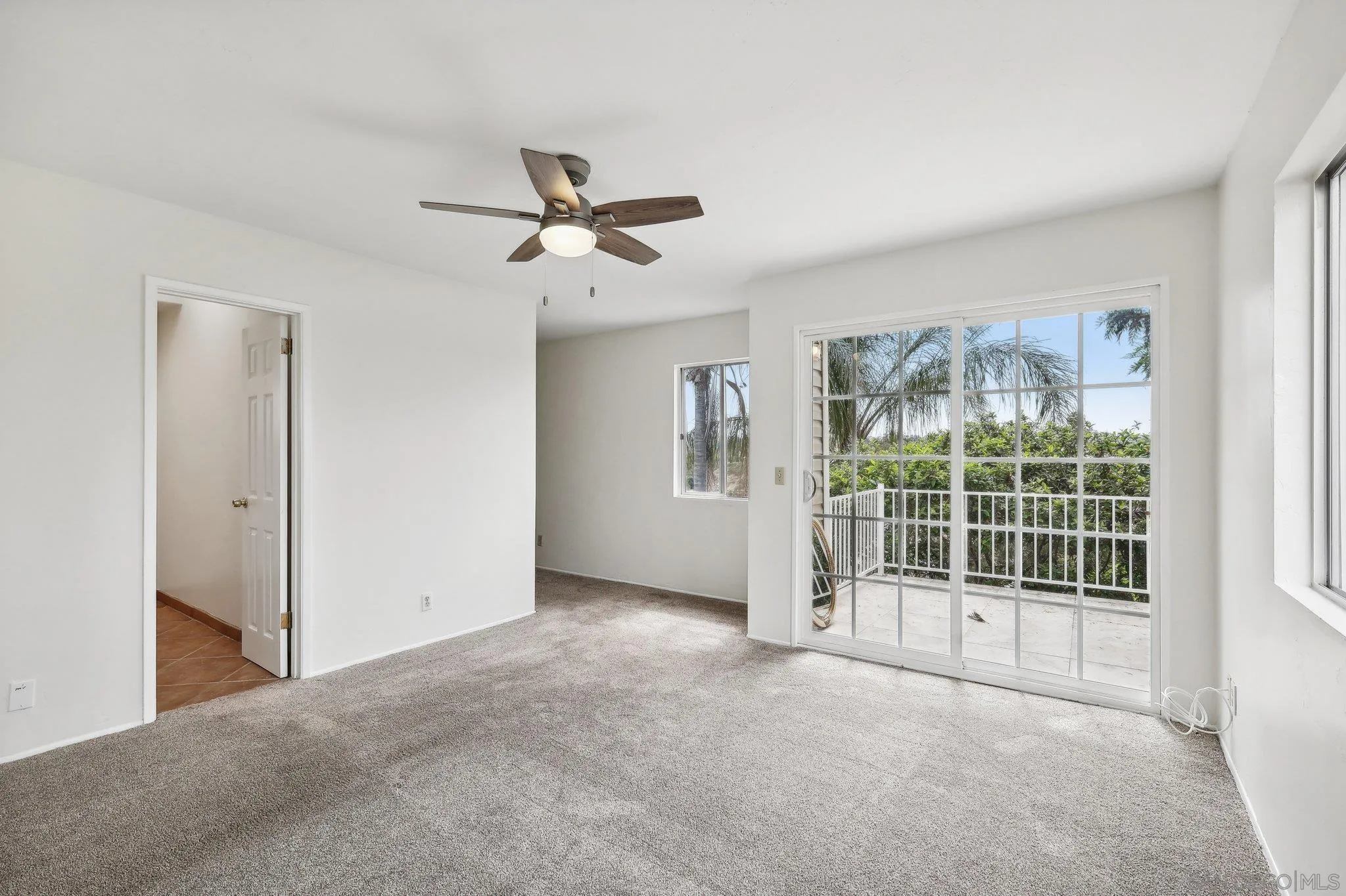6853 Lanewood Ct