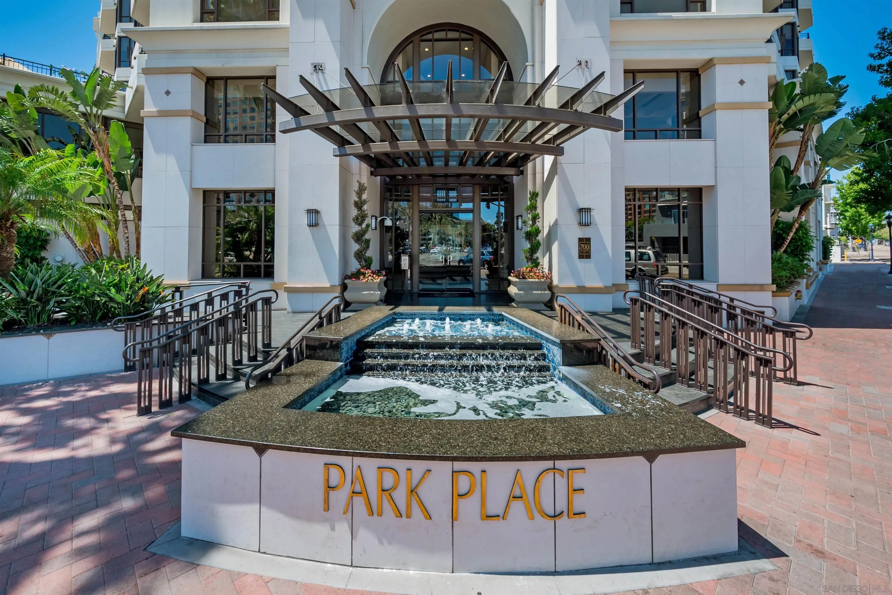 700 W Harbor Dr Unit #103