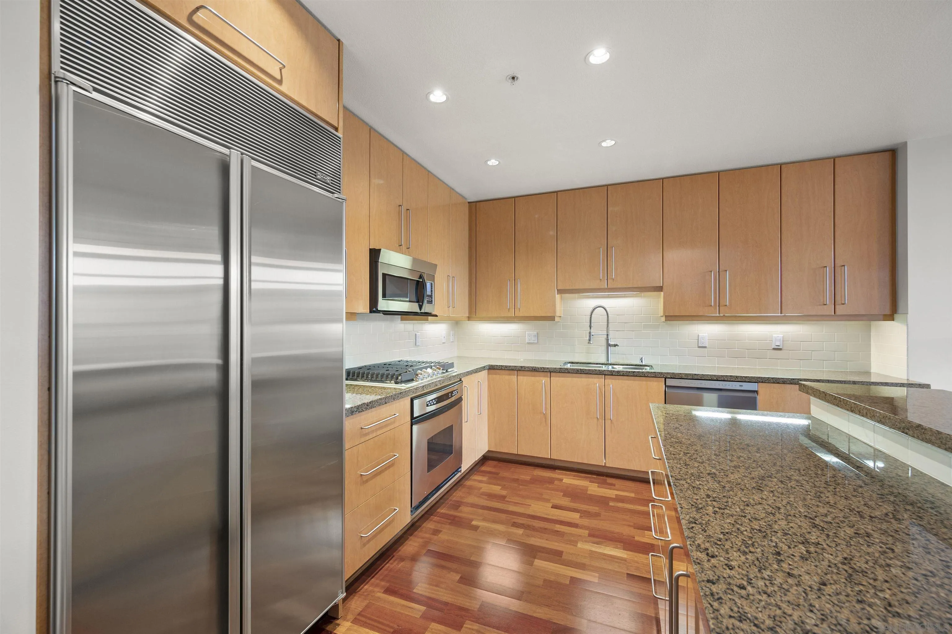 700 W Harbor Dr Unit #103