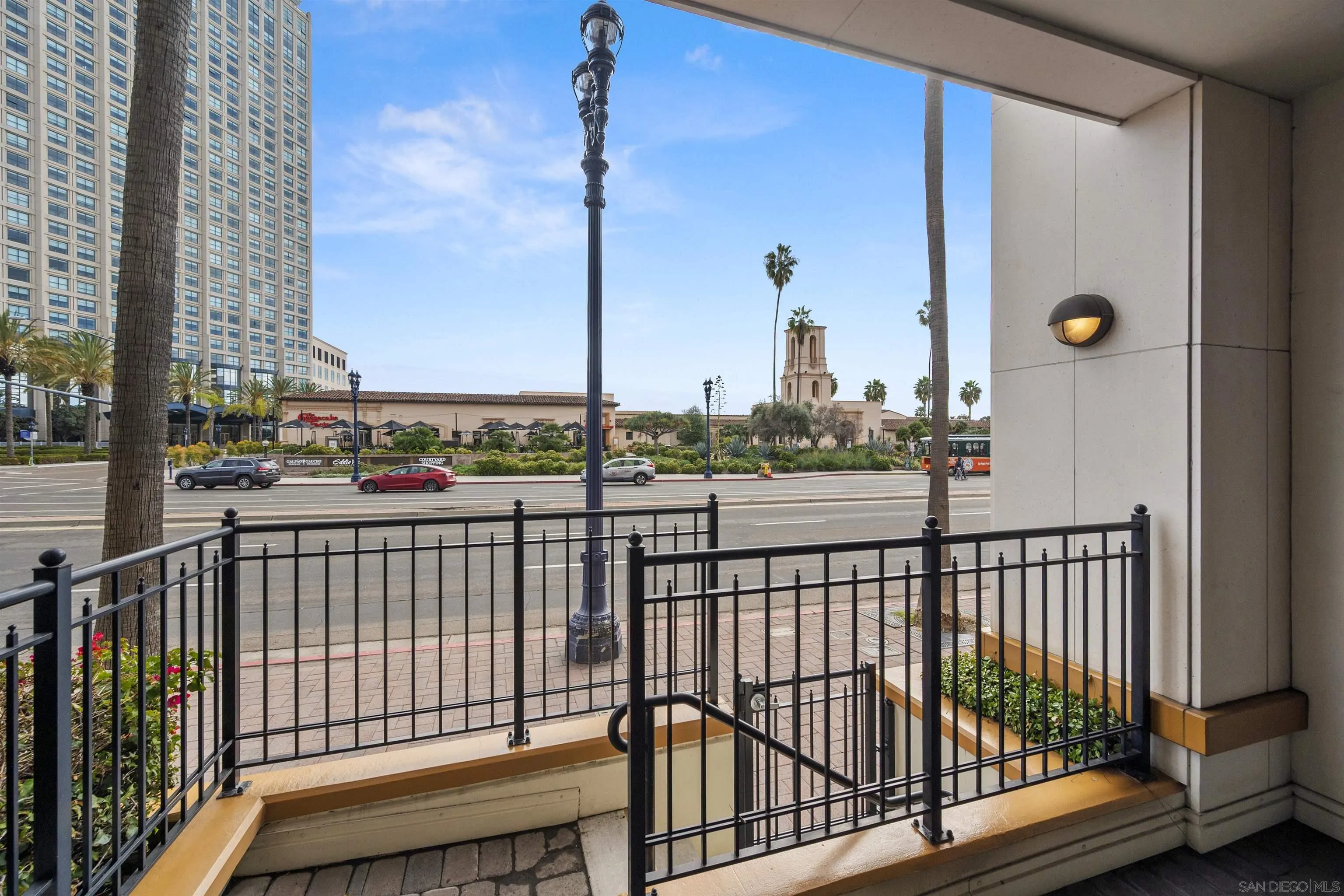 700 W Harbor Dr Unit #103