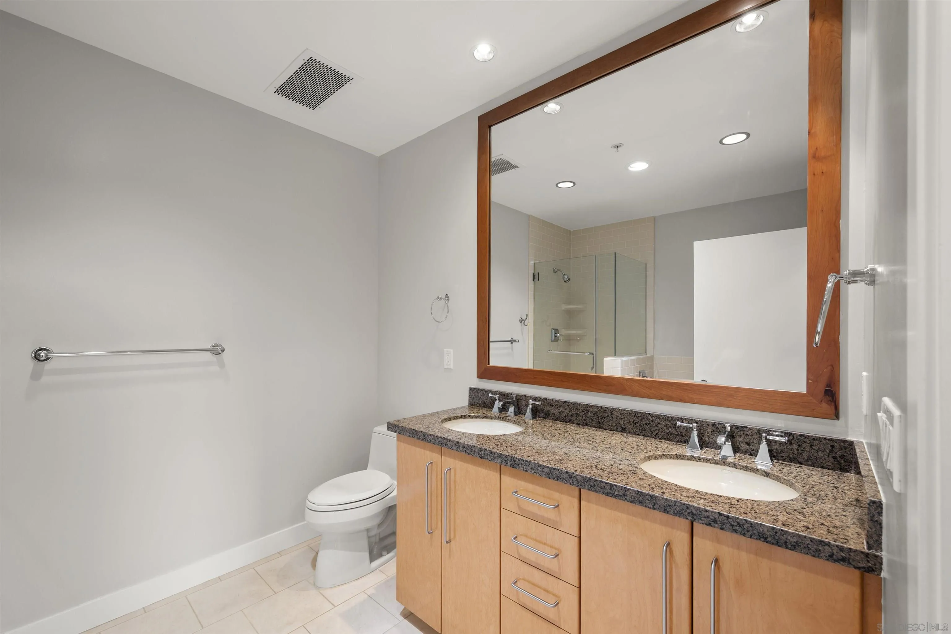 700 W Harbor Dr Unit #103