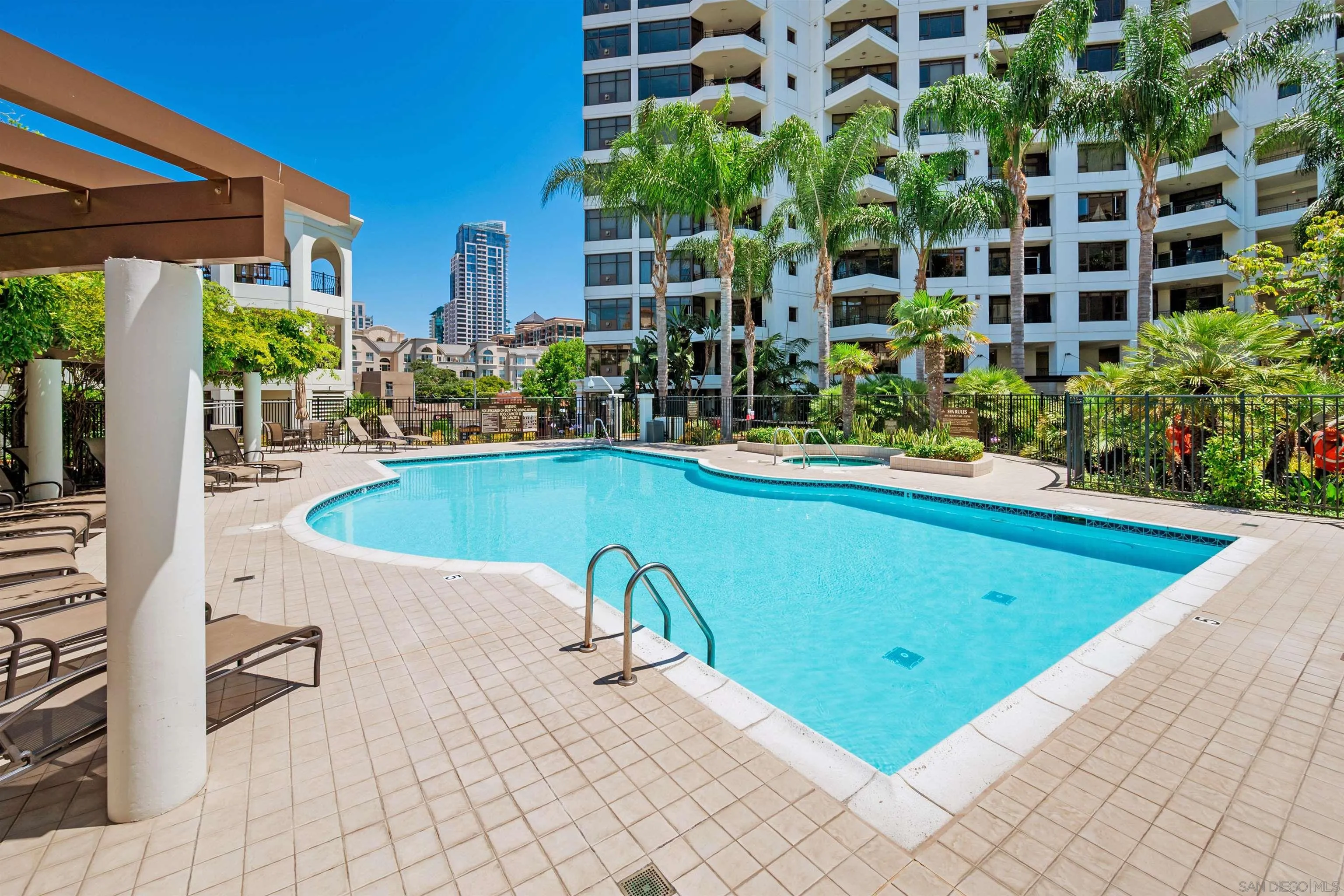 700 W Harbor Dr Unit #103