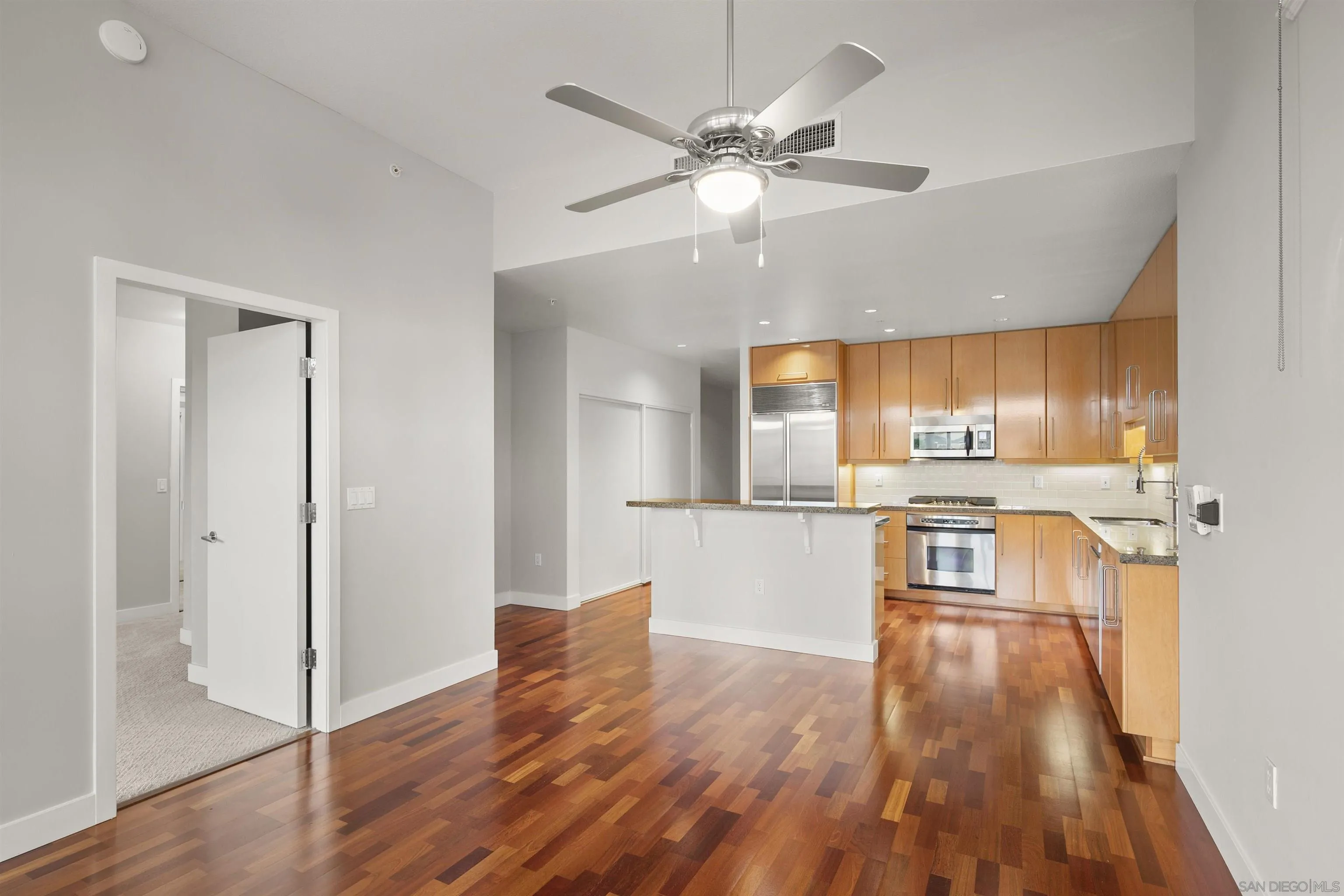 700 W Harbor Dr Unit #103