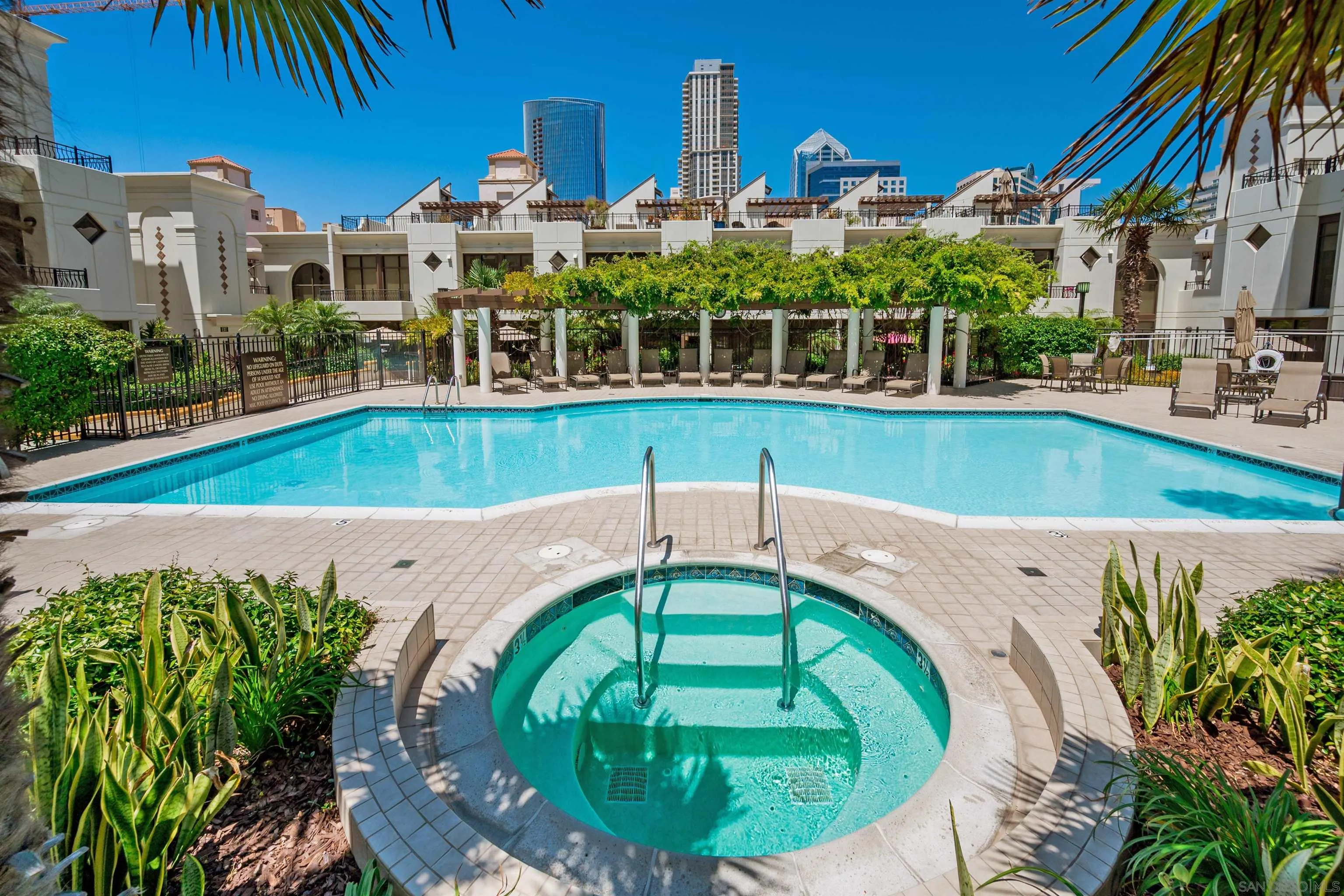 700 W Harbor Dr Unit #103