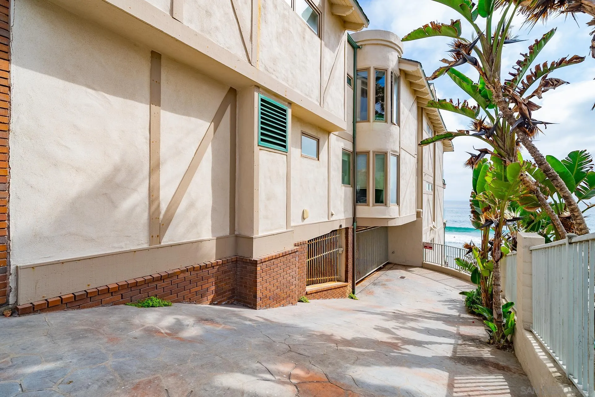 2901 Ocean St Unit 1n