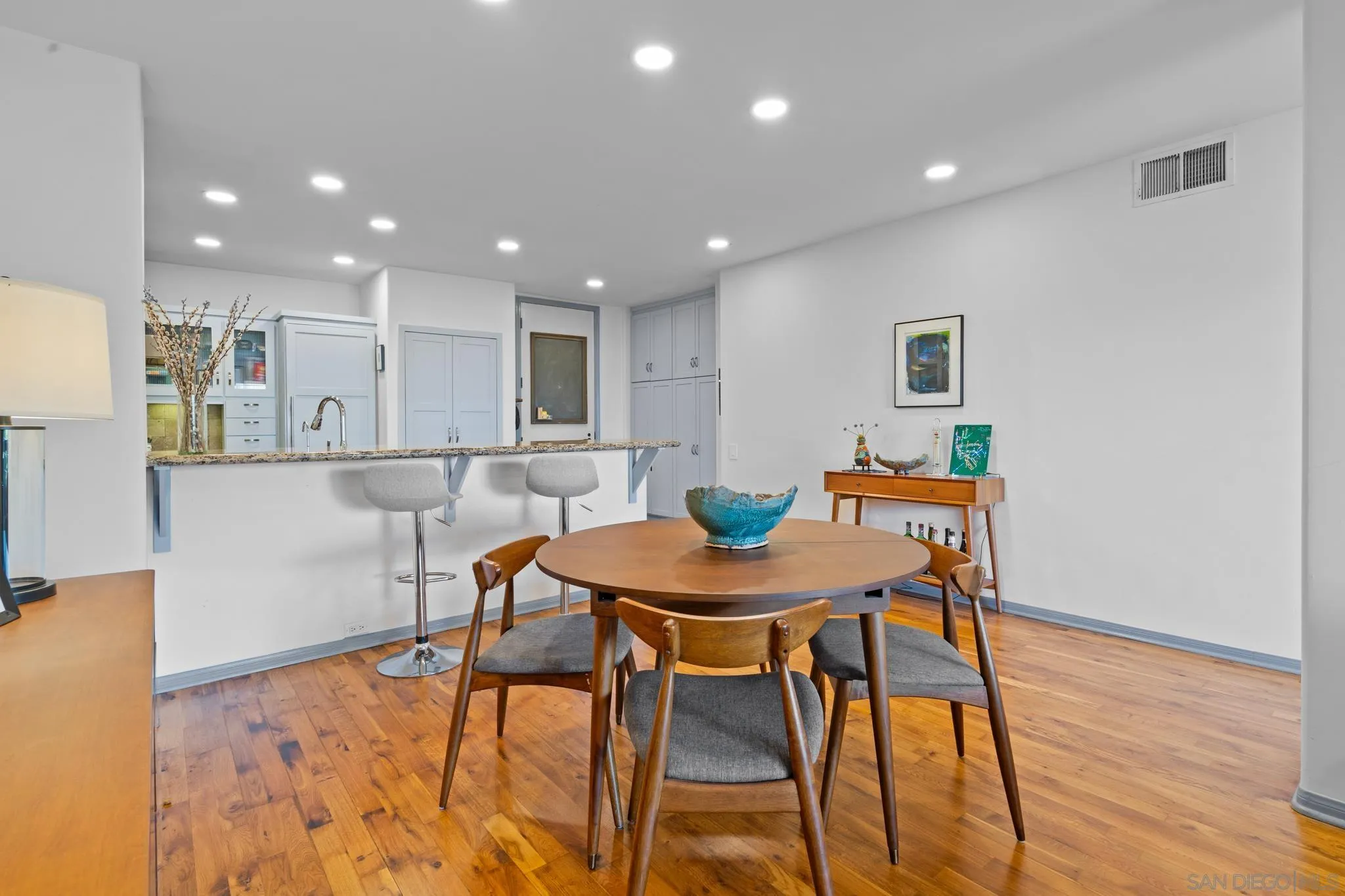 3560 1st Avenue Unit 2