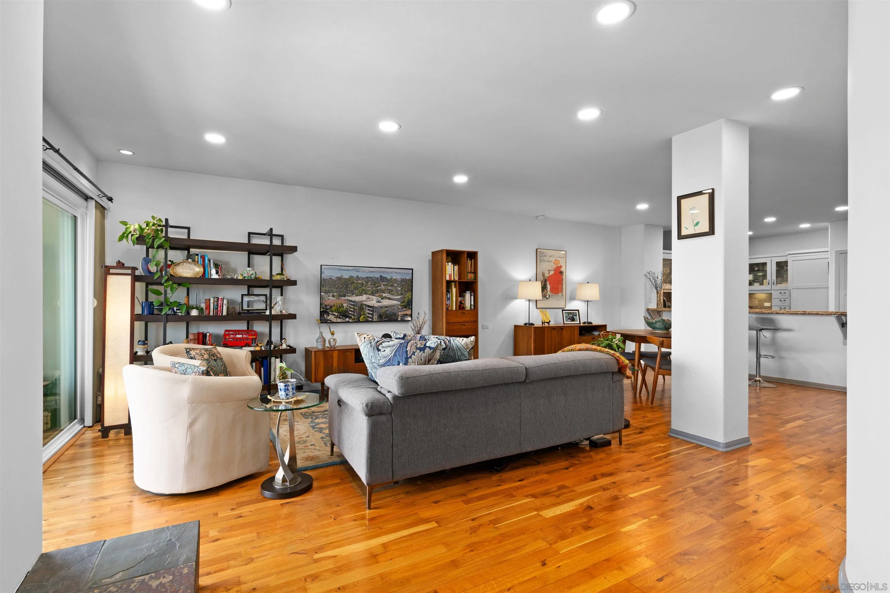 3560 1st Avenue Unit 2