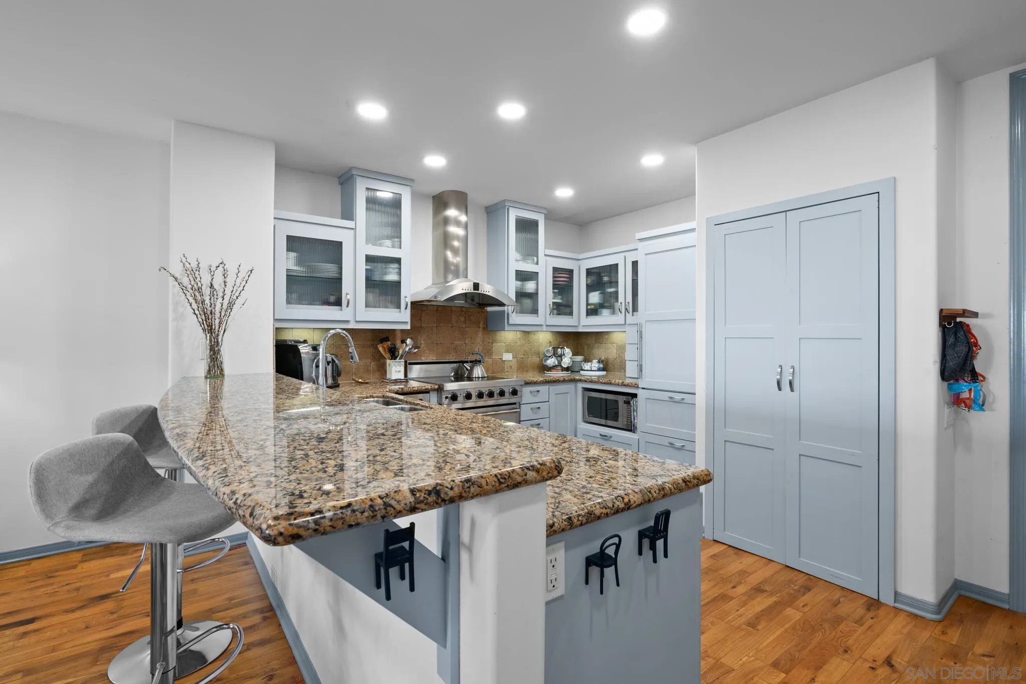 3560 1st Avenue Unit 2