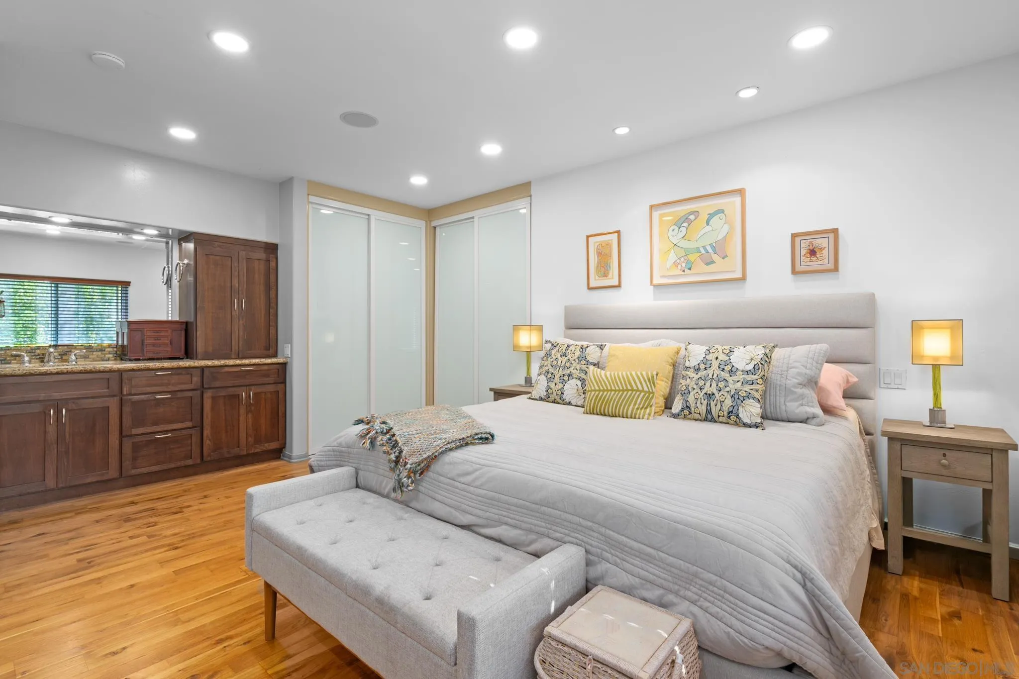 3560 1st Avenue Unit 2