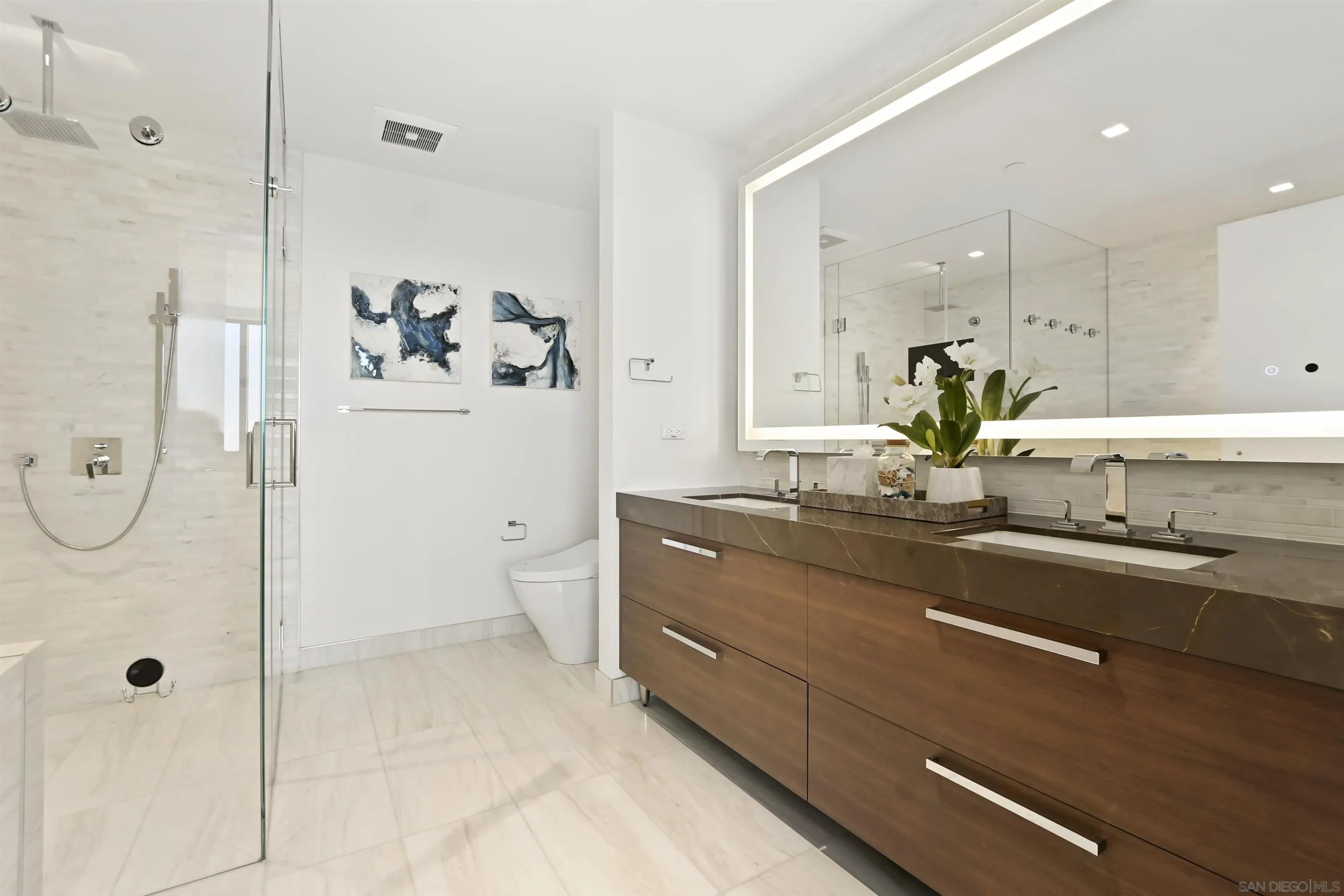 888 W E Street Unit 2203