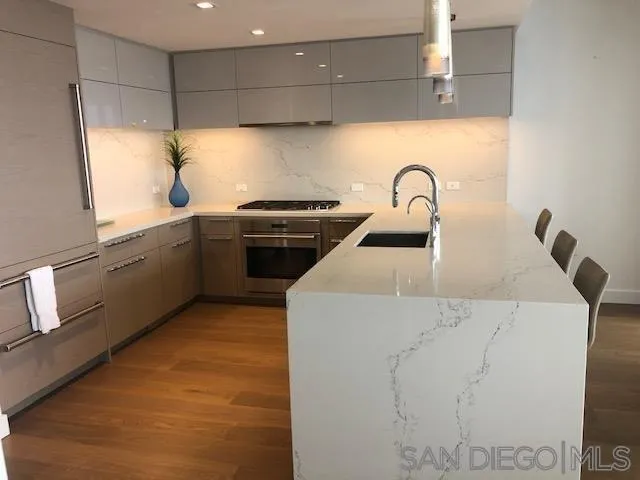 888 W E Street Unit 2203