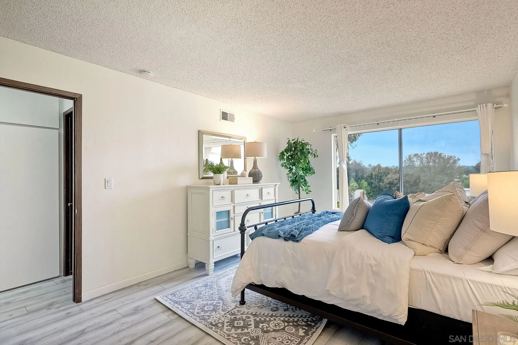 5430 Baltimore Dr Unit 81