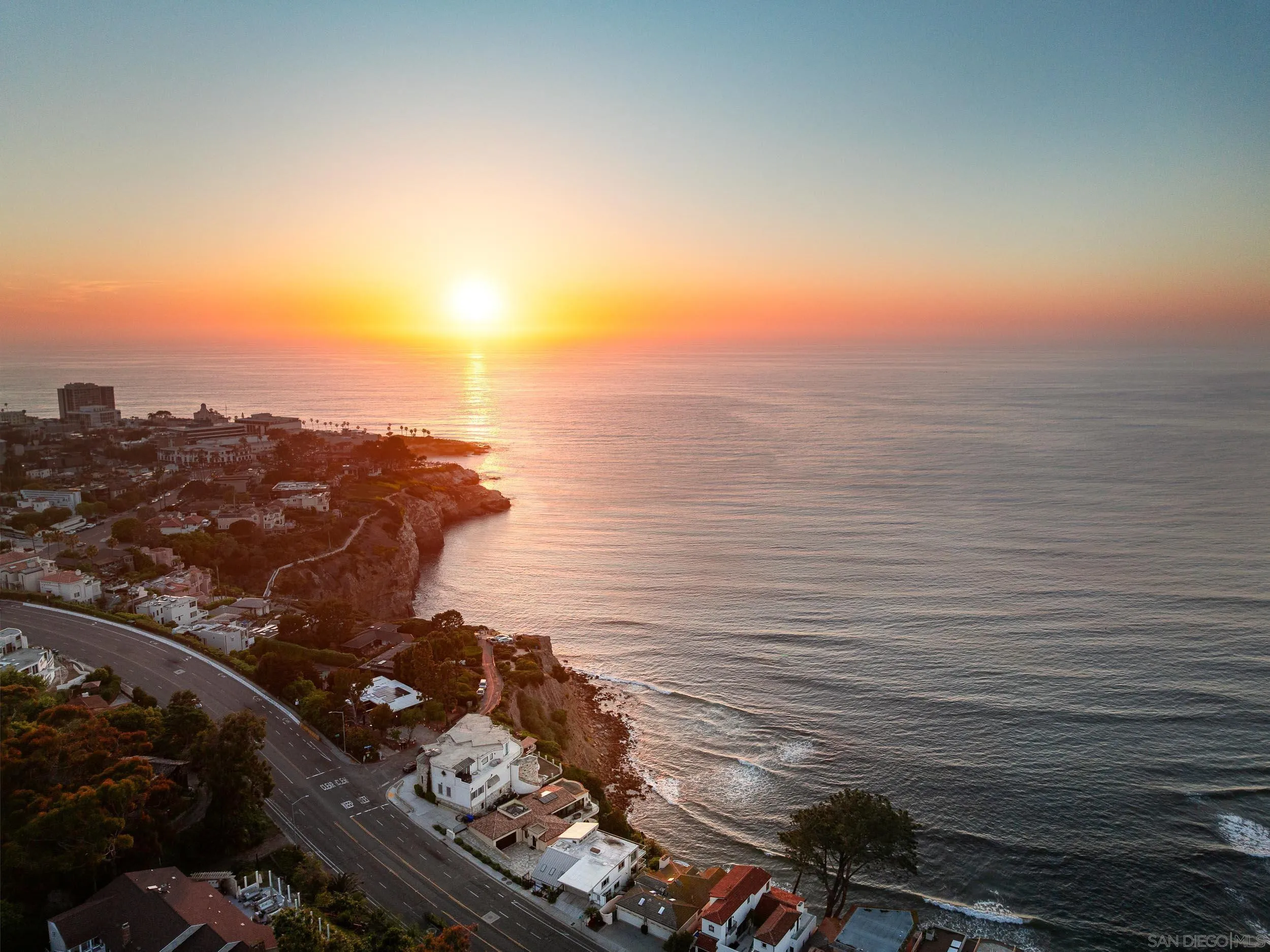 1624 Torrey Pines Rd