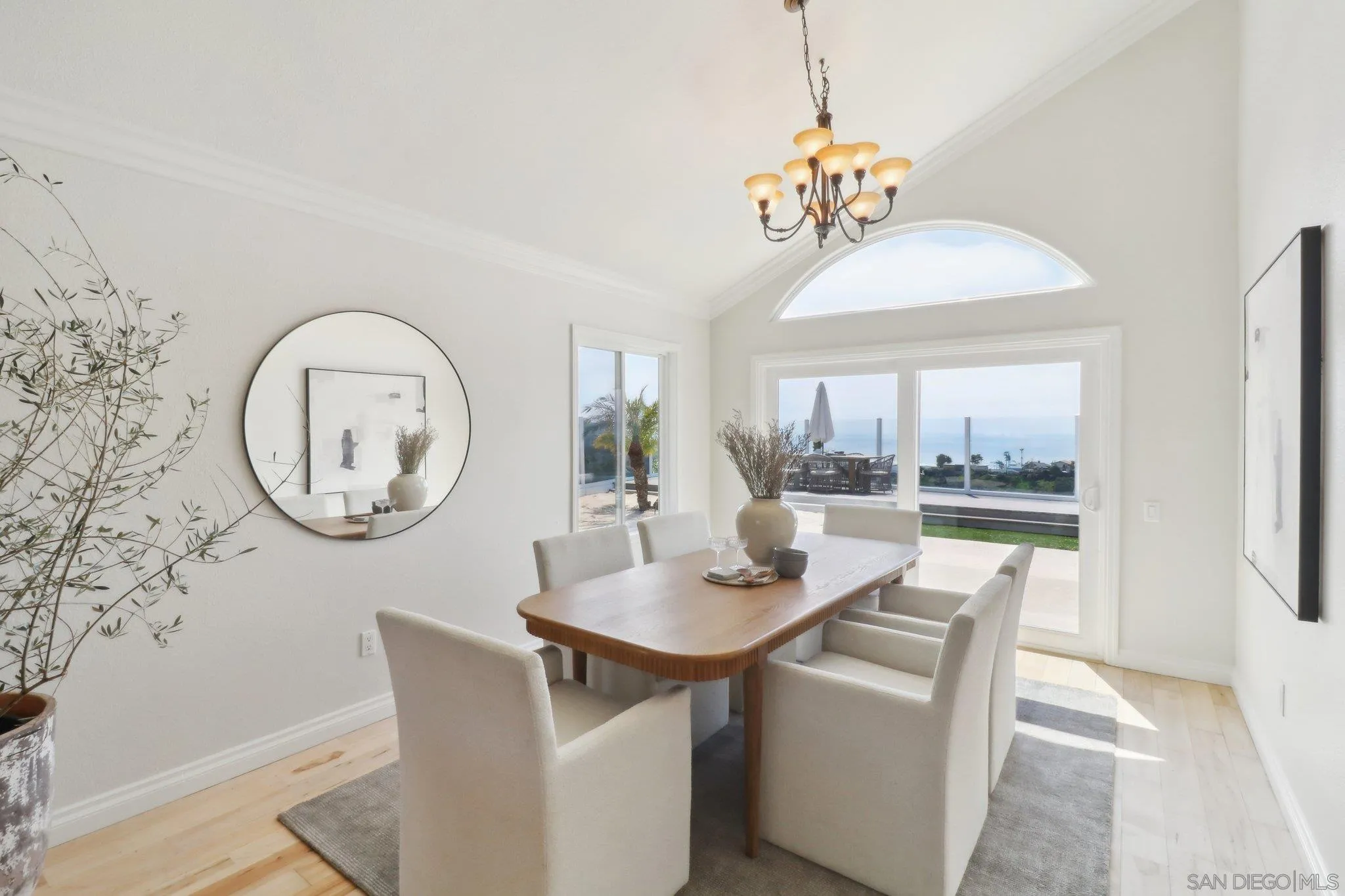 2142 Bulrush