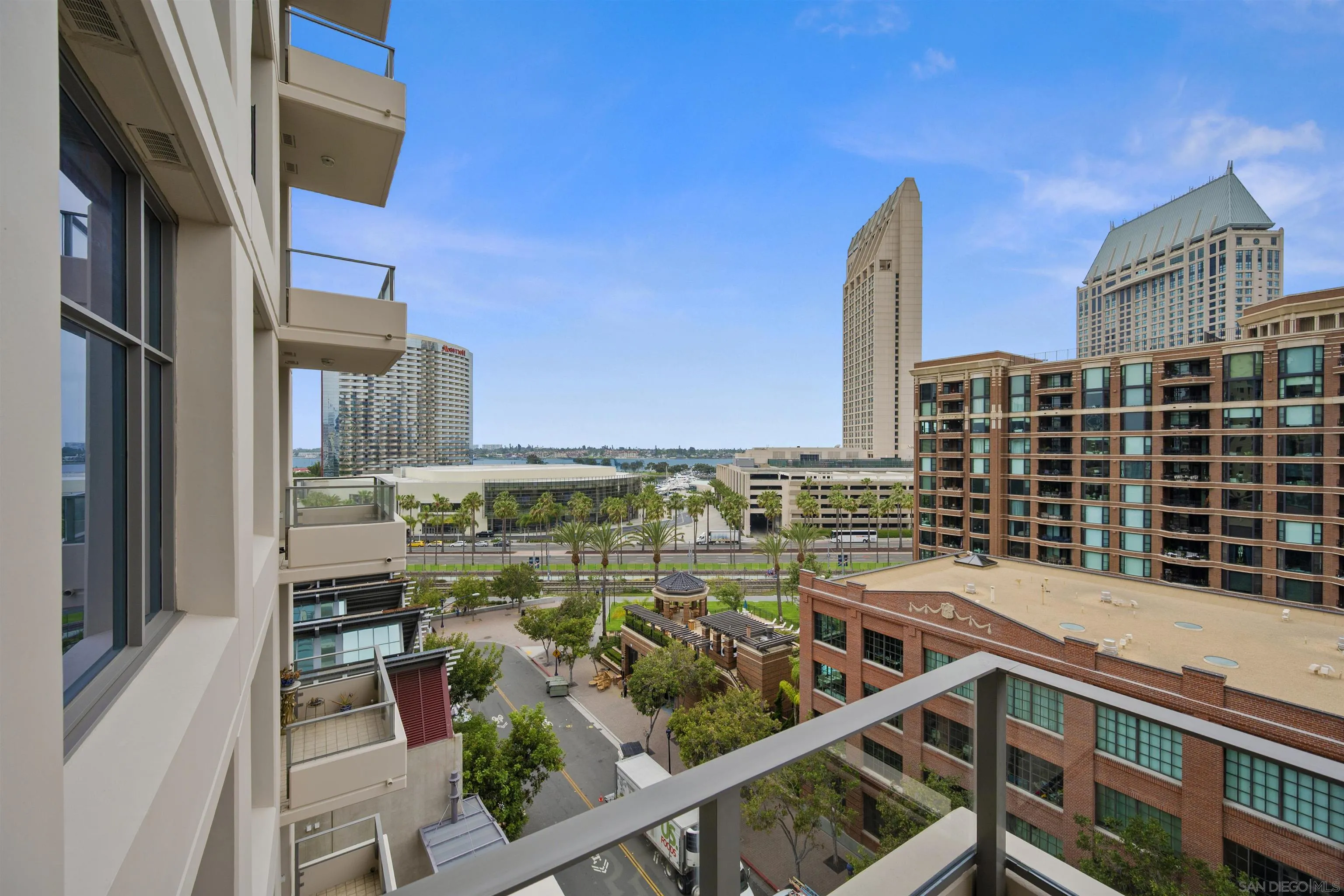 550 Front Street Unit 707