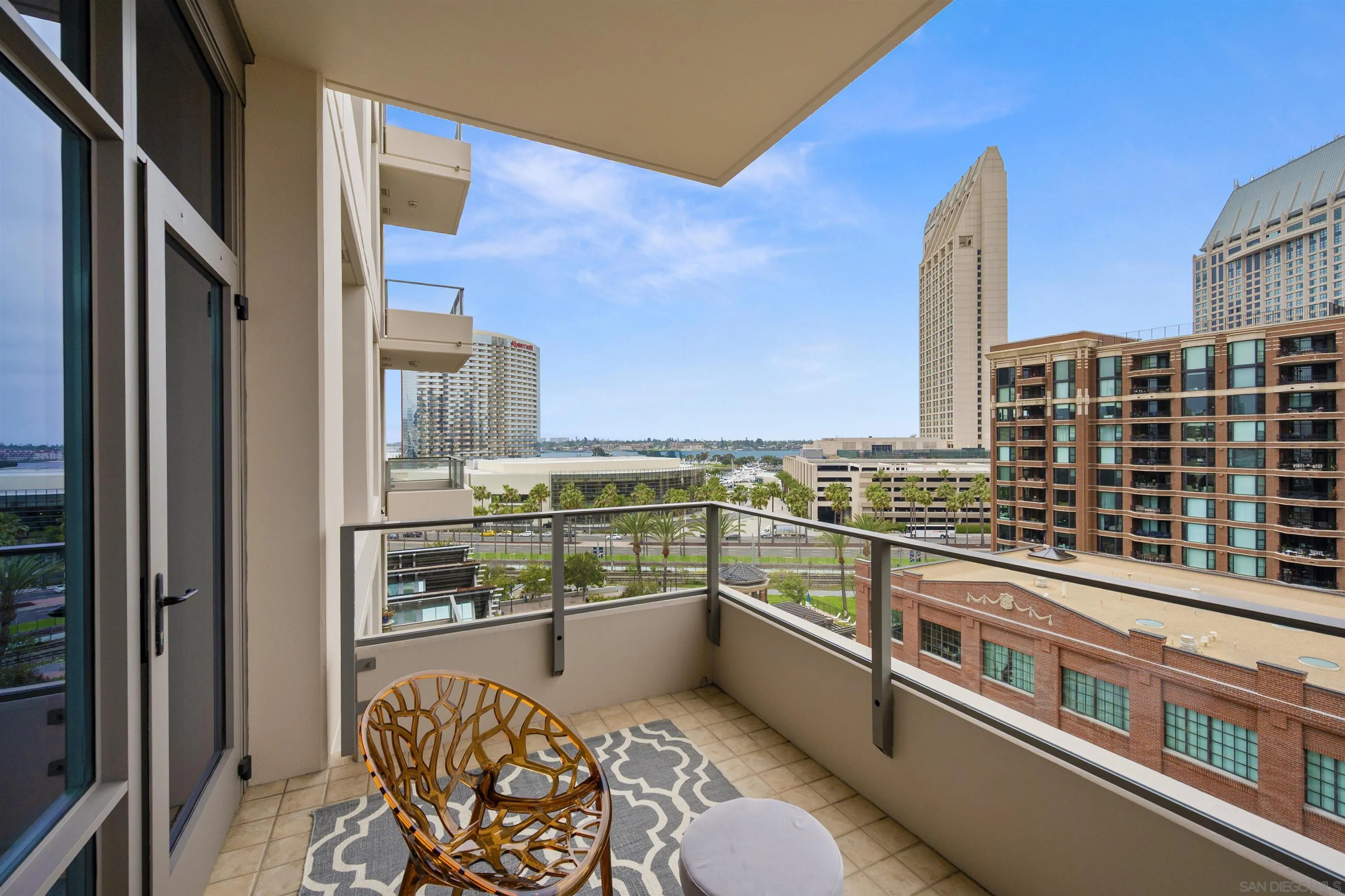550 Front Street Unit 707