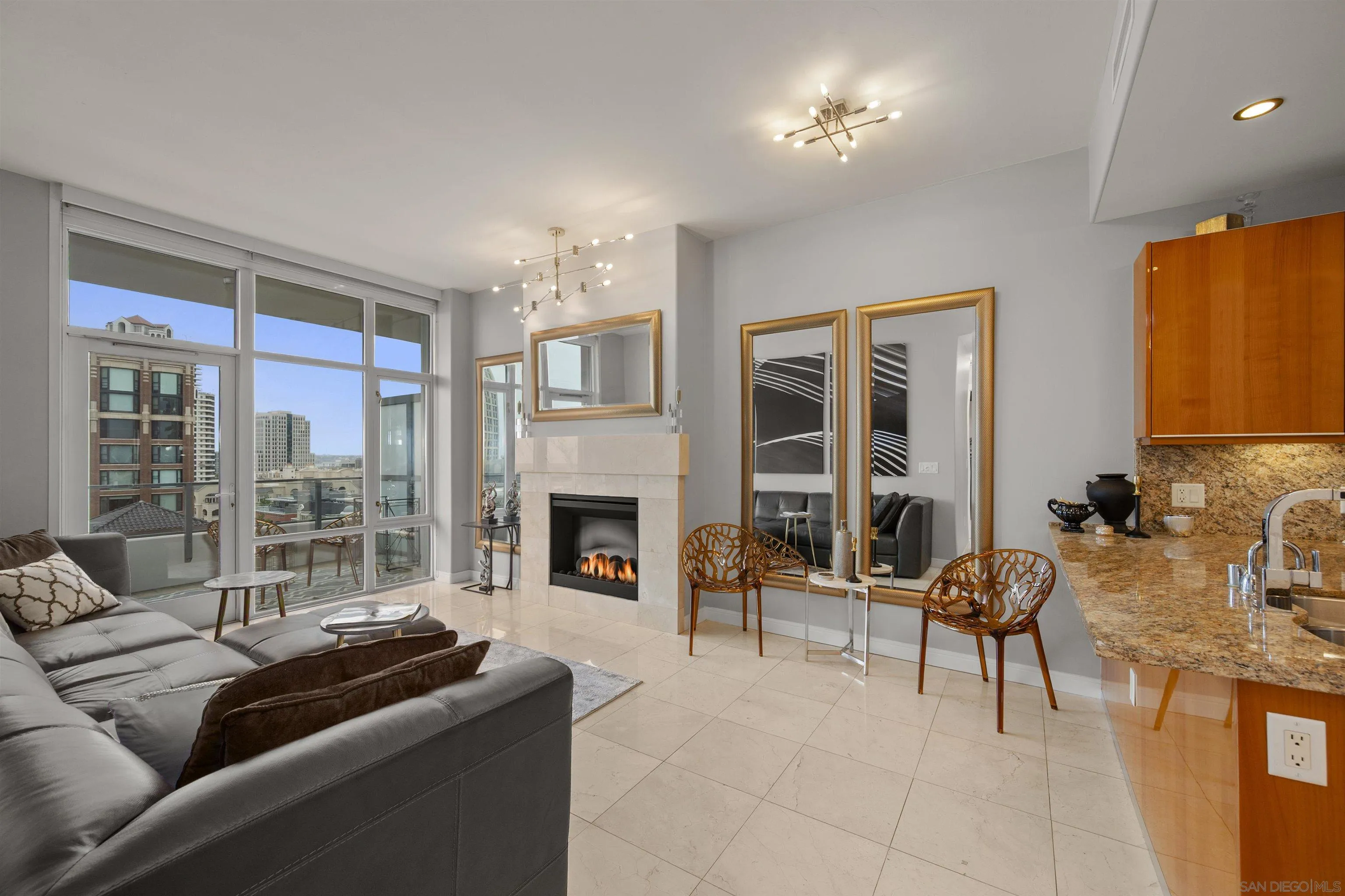 550 Front Street Unit 707