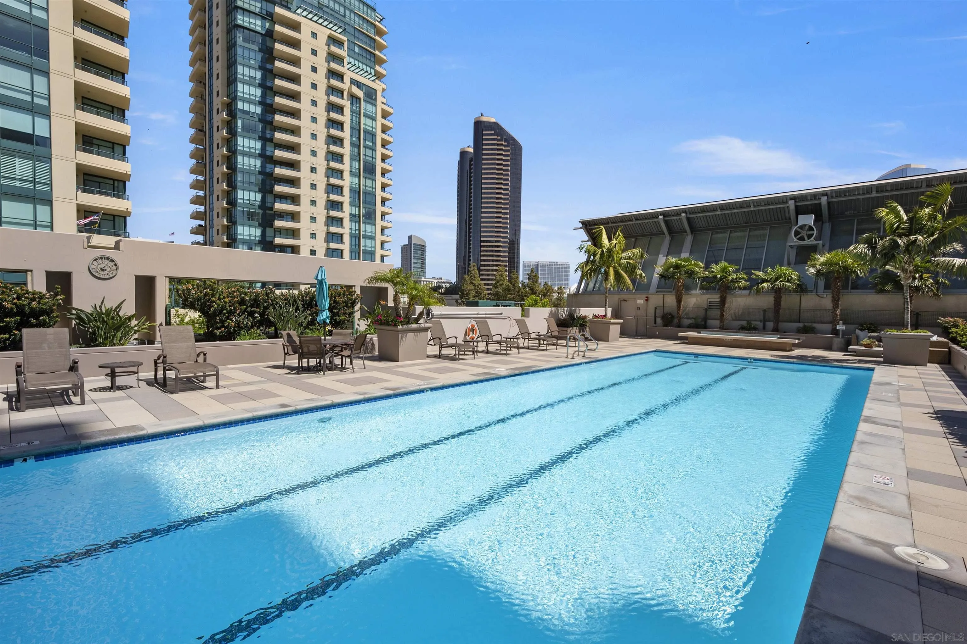 550 Front Street Unit 707