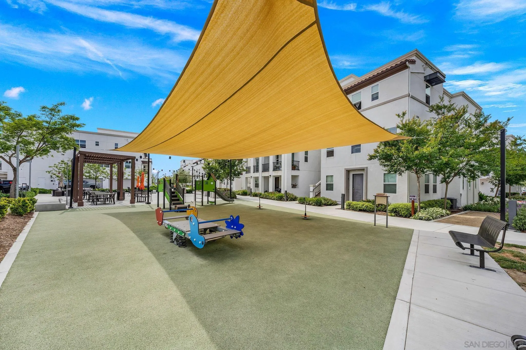 2054 Luzon Ln Unit 2