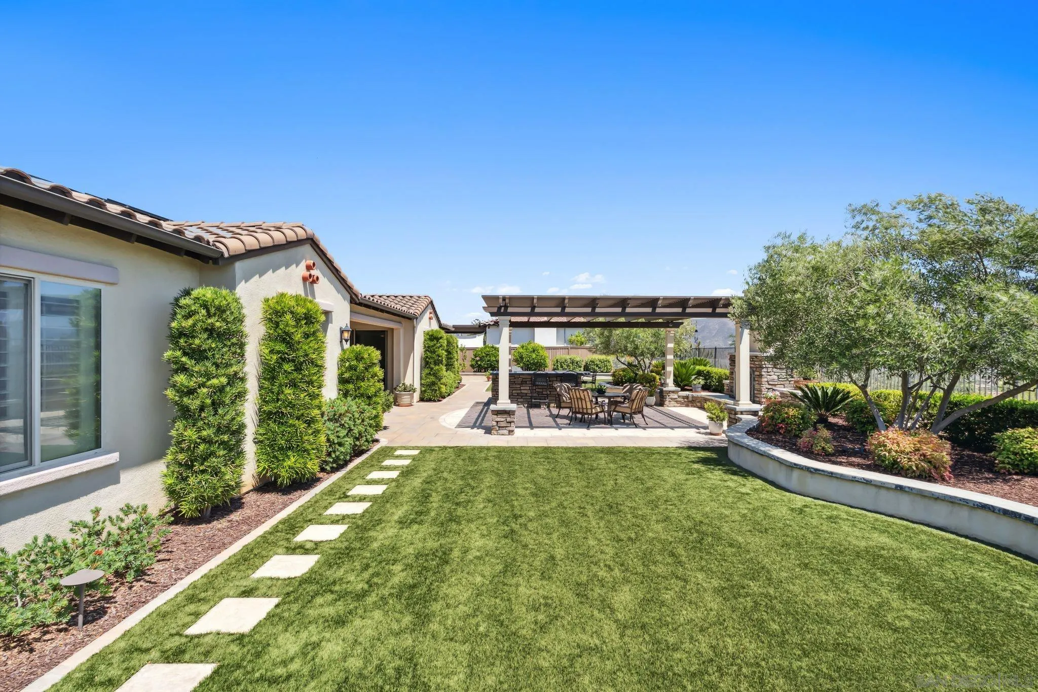 420 Agua Vista Dr
