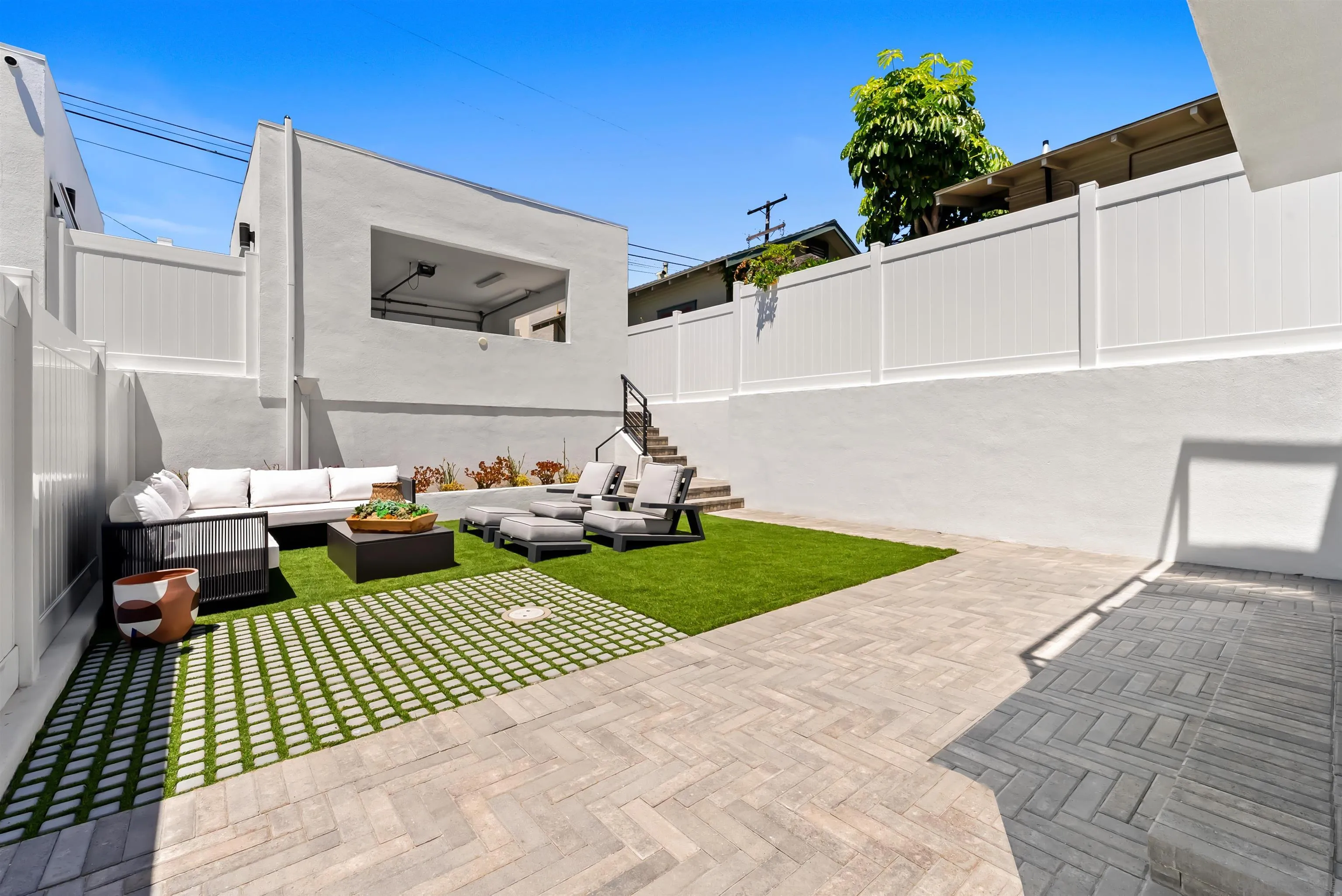 1032 Pennsylvania Avenue