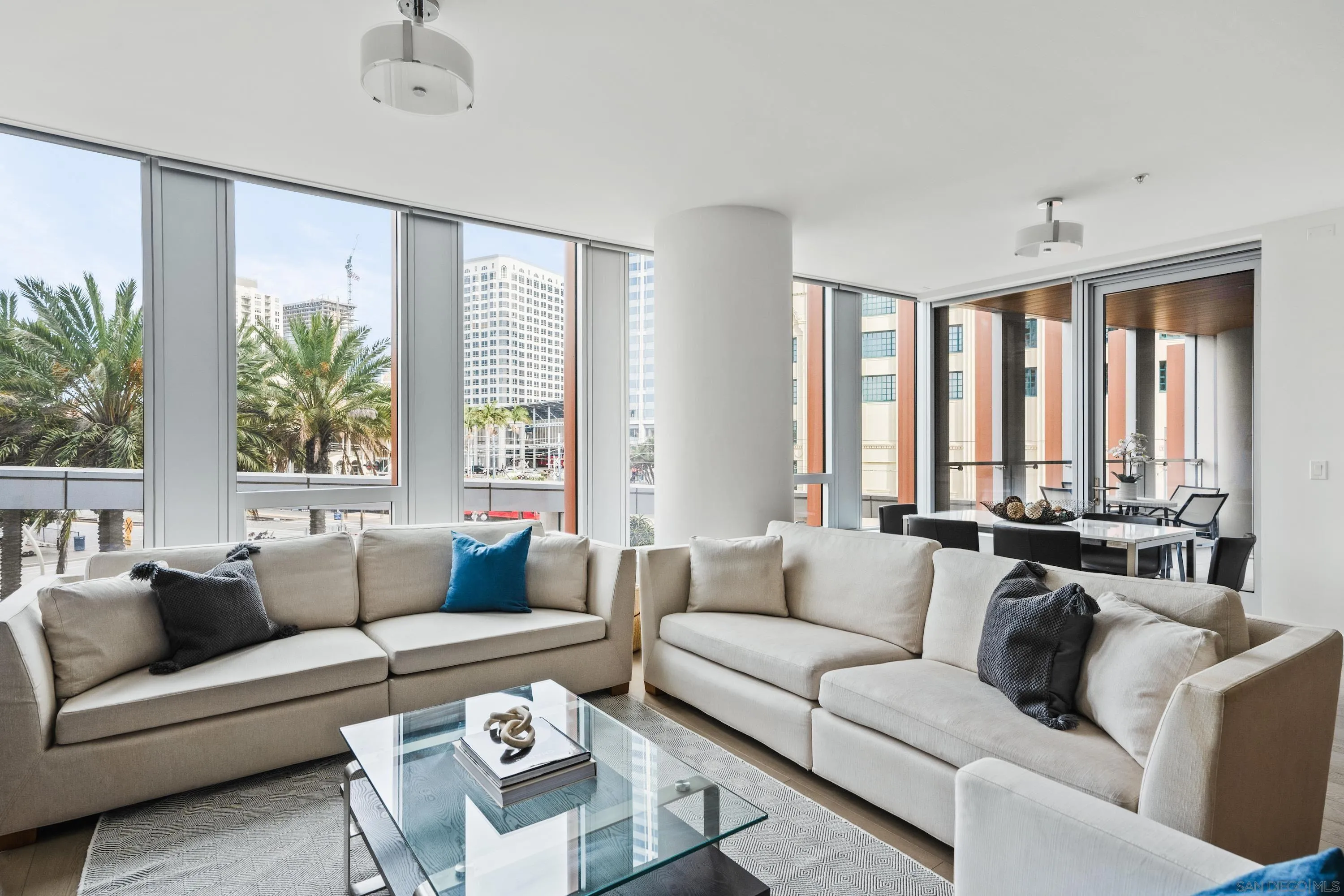 888 W E St Unit 305