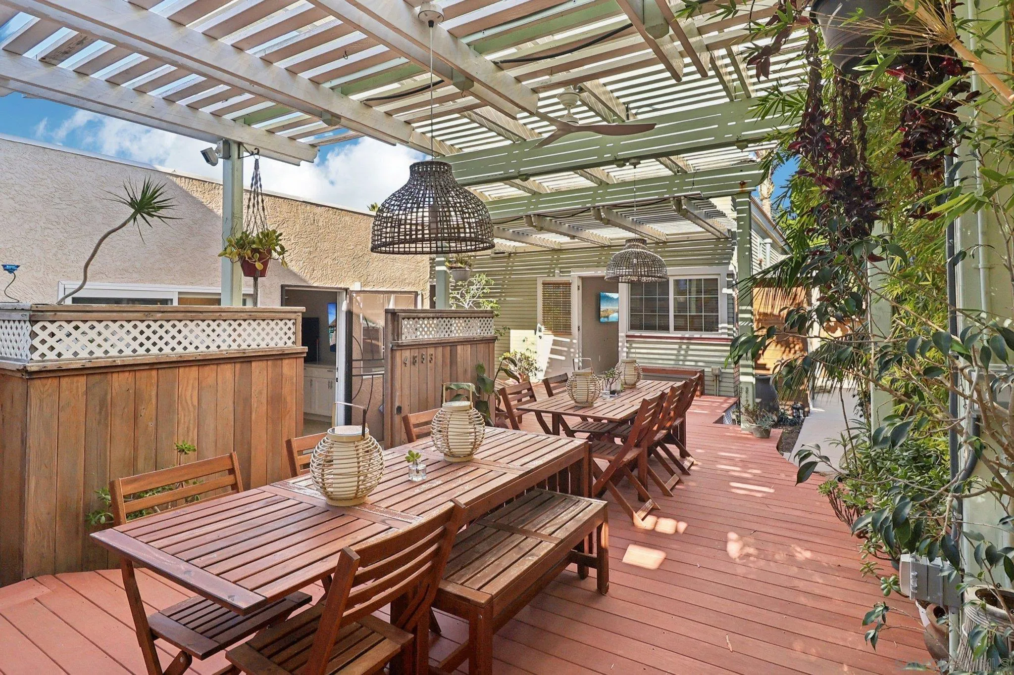 4851 Narragansett Ave