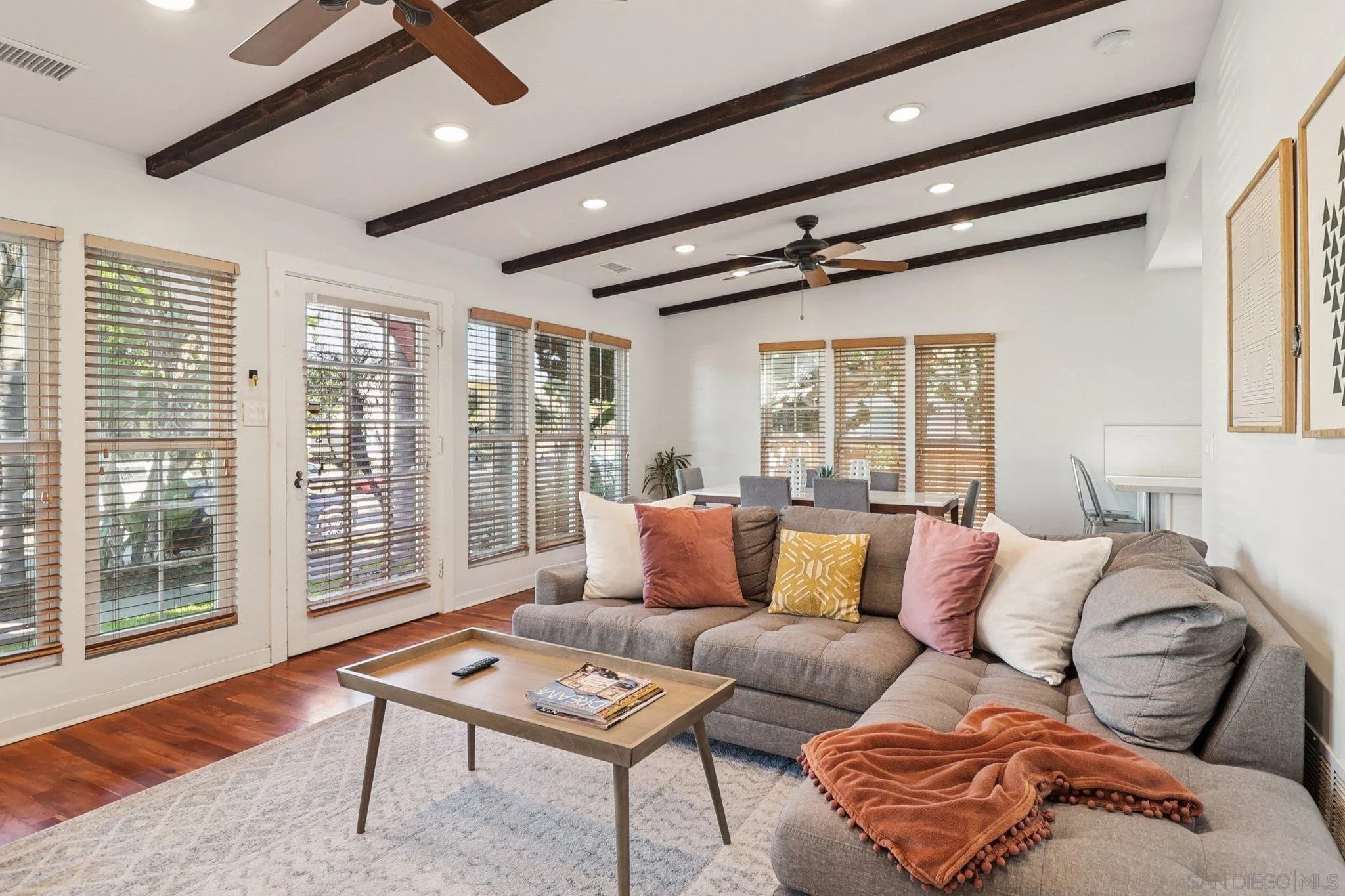 4851 Narragansett Ave