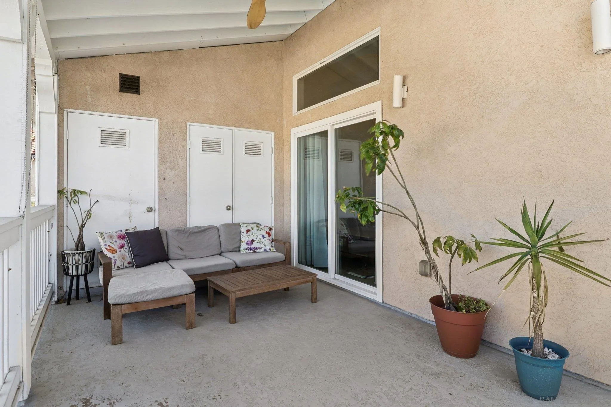 4851 Narragansett Ave