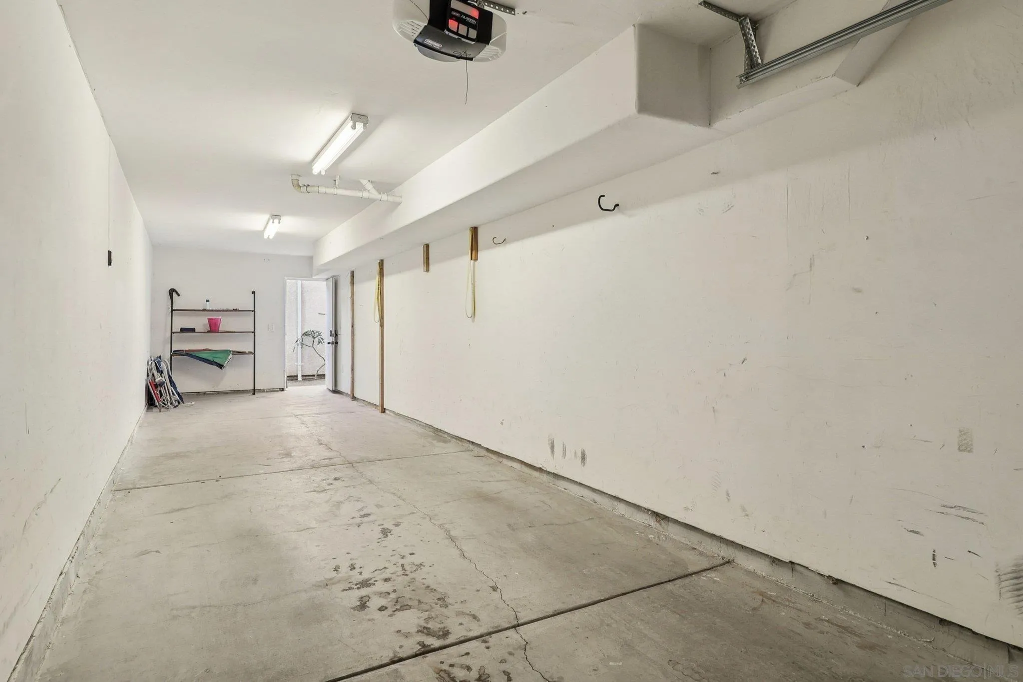 4851 Narragansett Ave