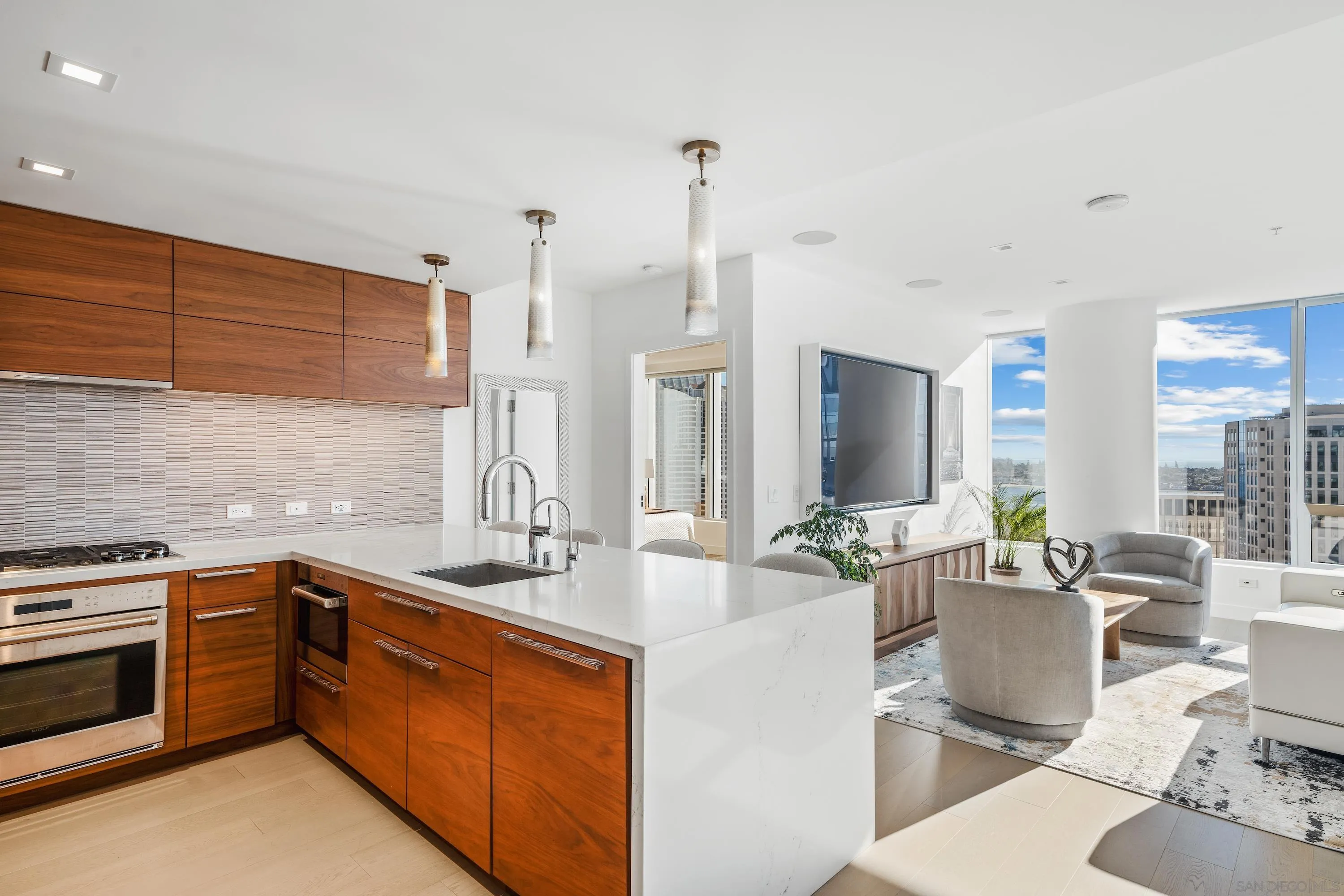 888 W E Street Unit 2003