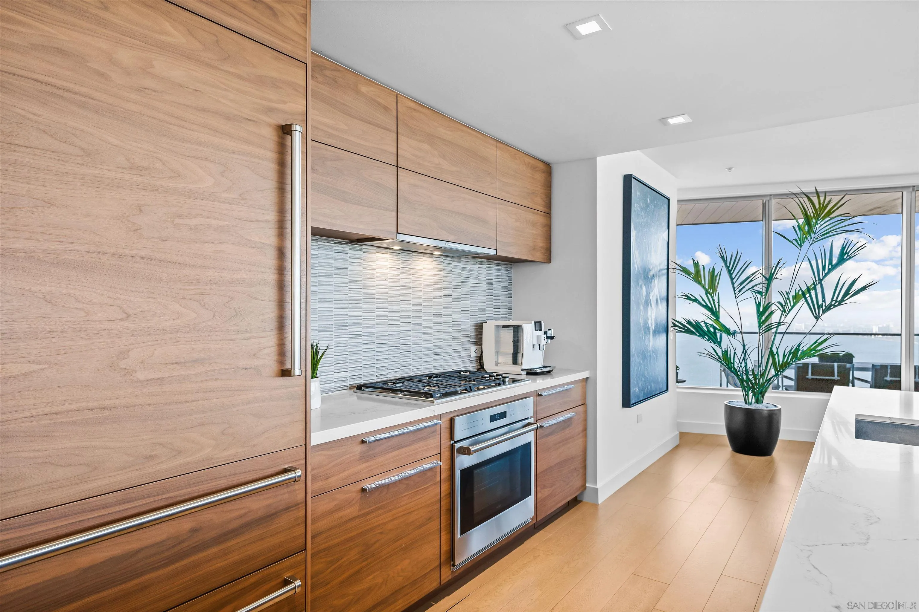 888 W E Street Unit 3101