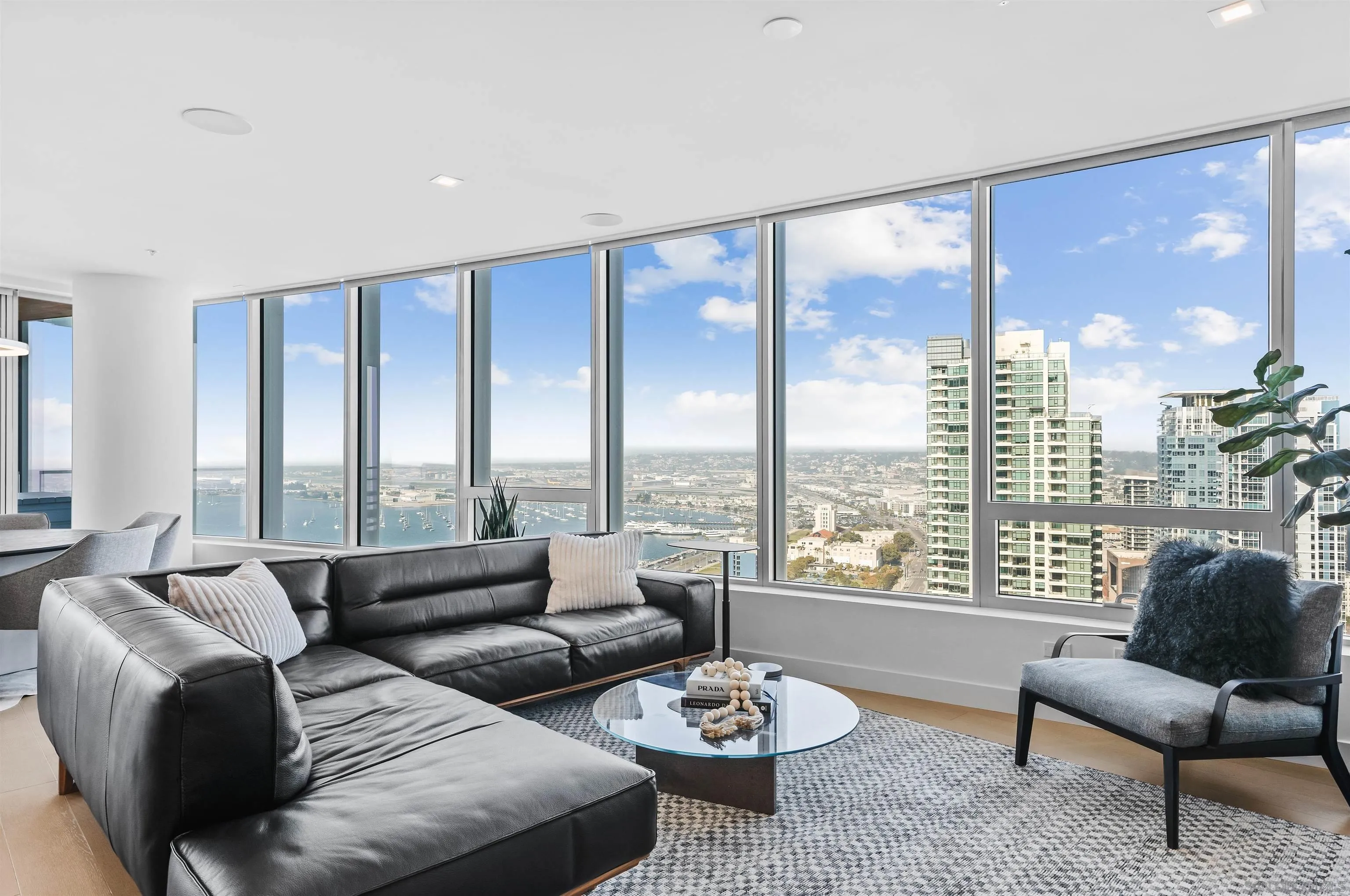 888 W E Street Unit 3101