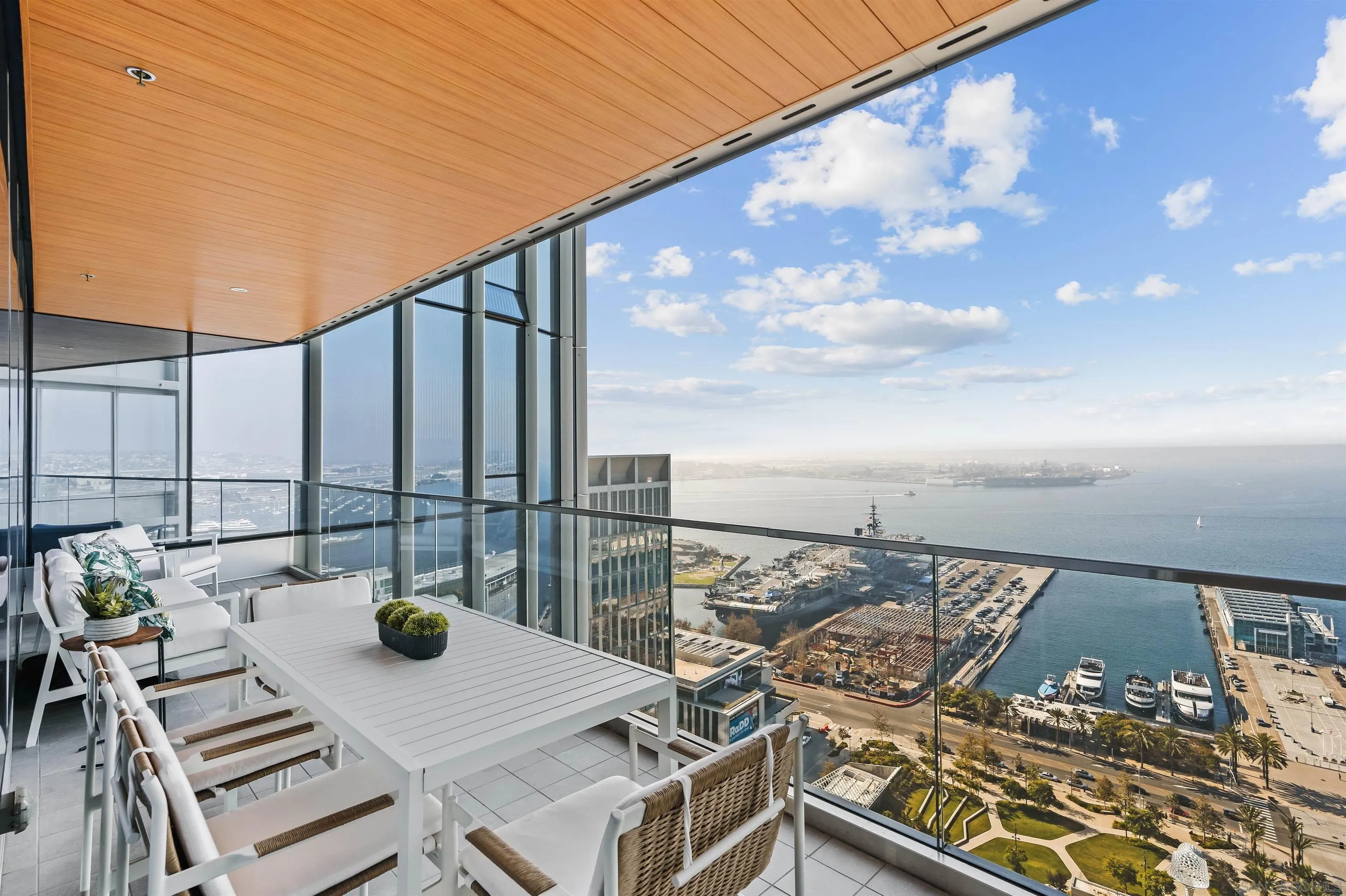 888 W E Street Unit 3101