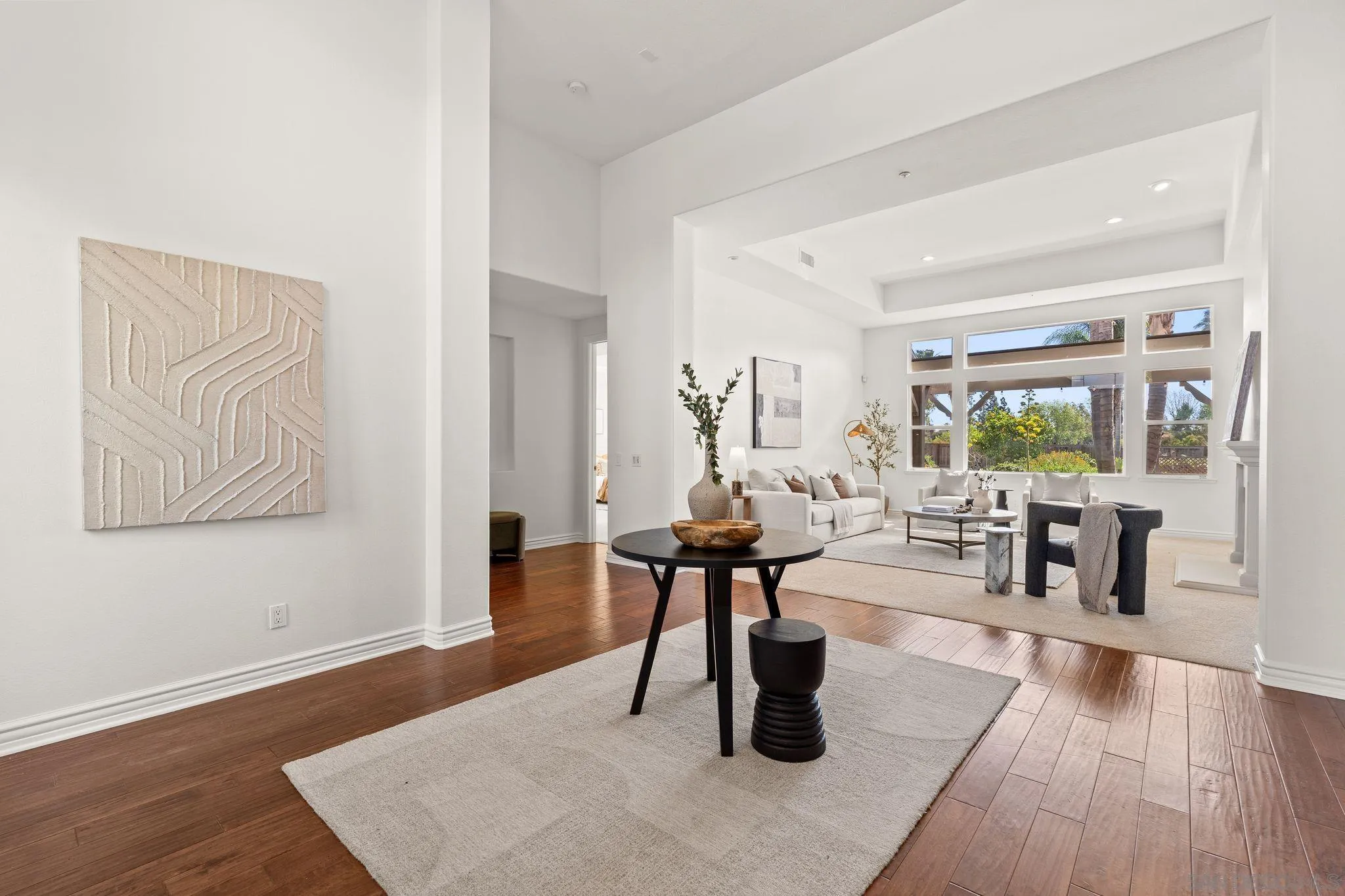 860 Calle Santa Cruz