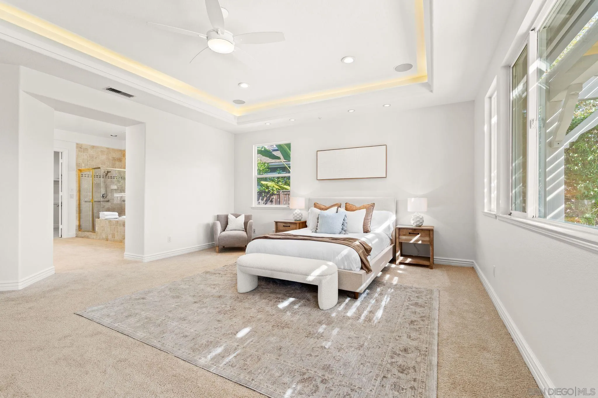 860 Calle Santa Cruz