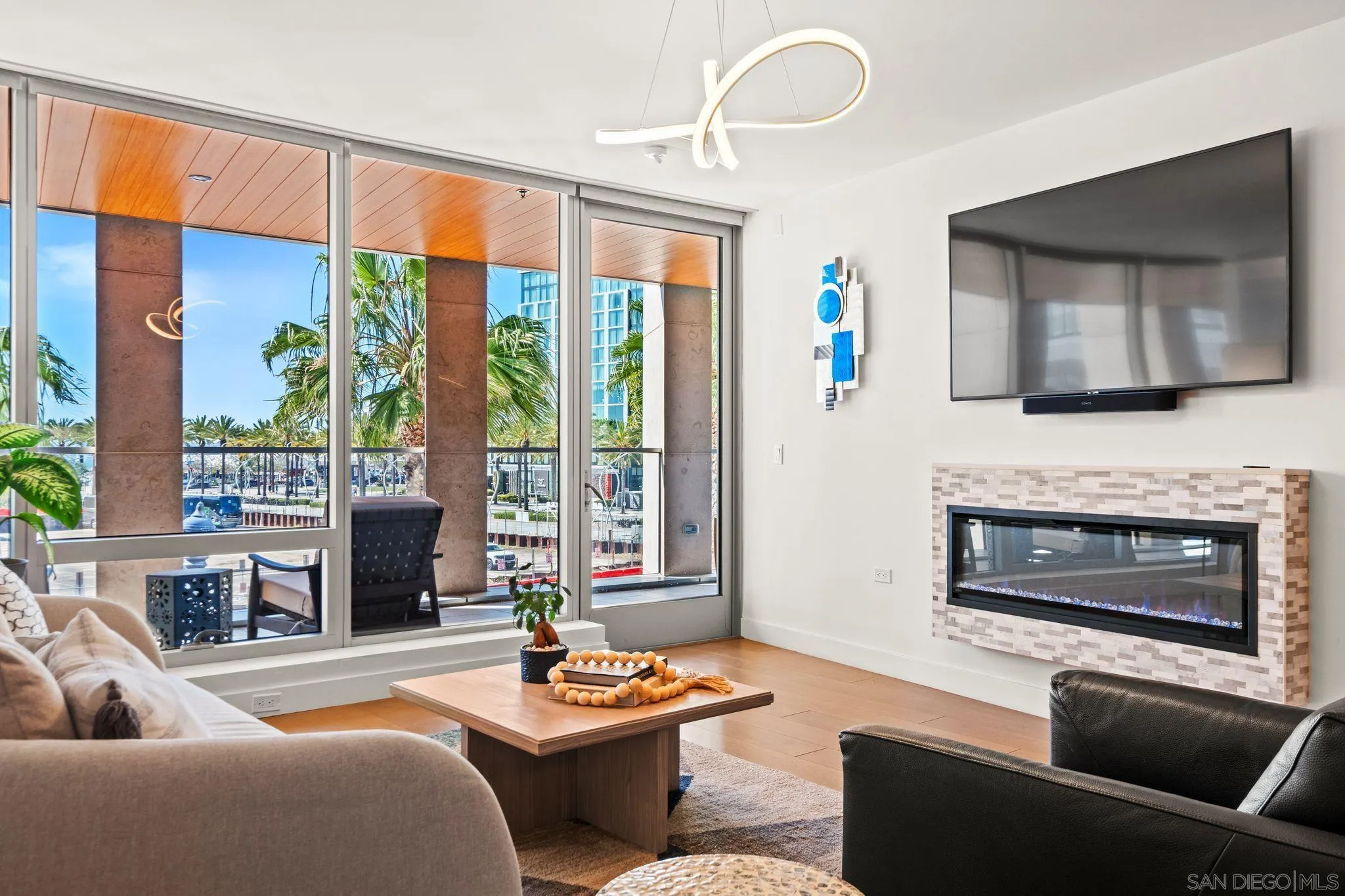 888 W E Street Unit 307
