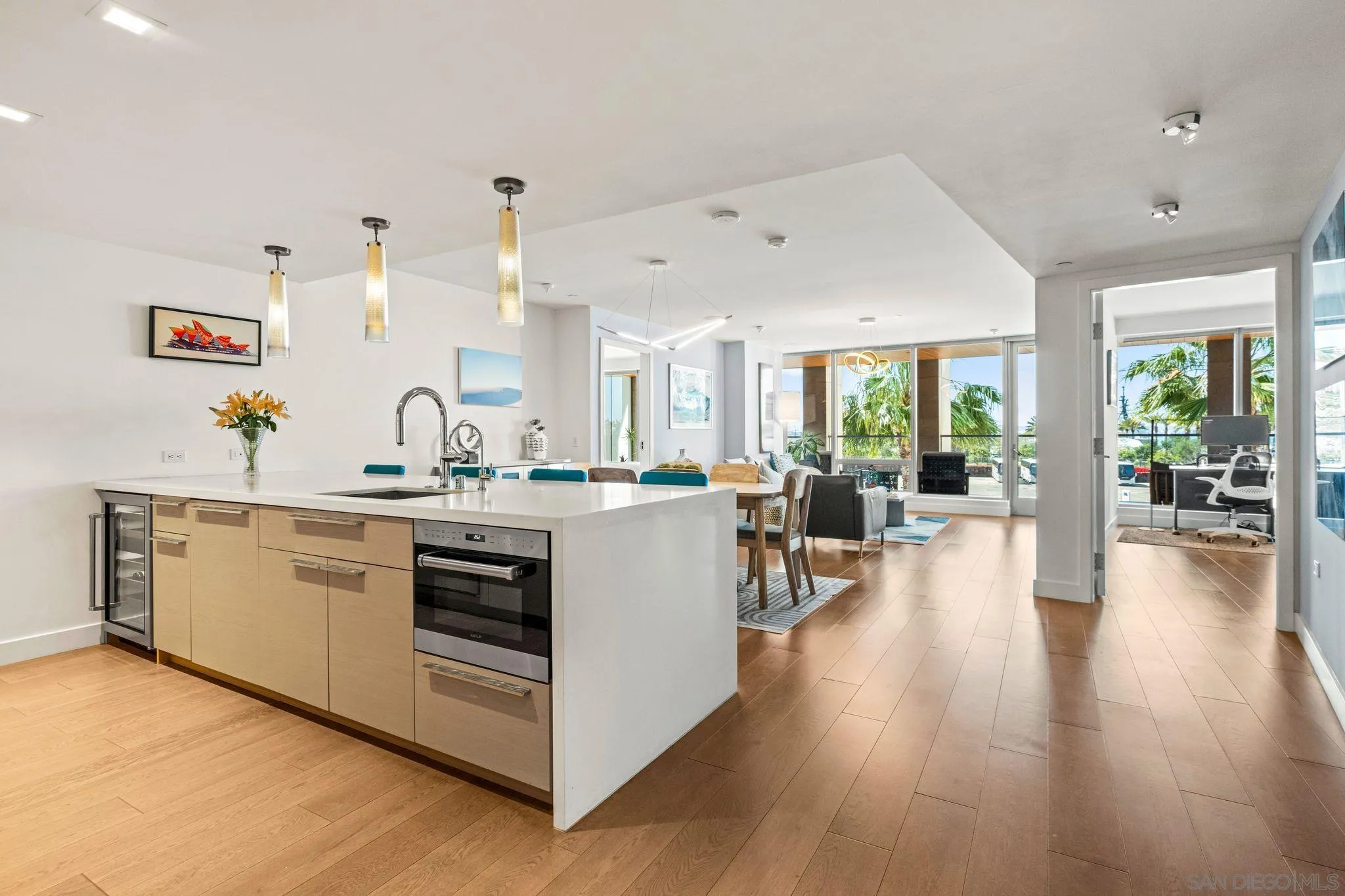 888 W E Street Unit 307