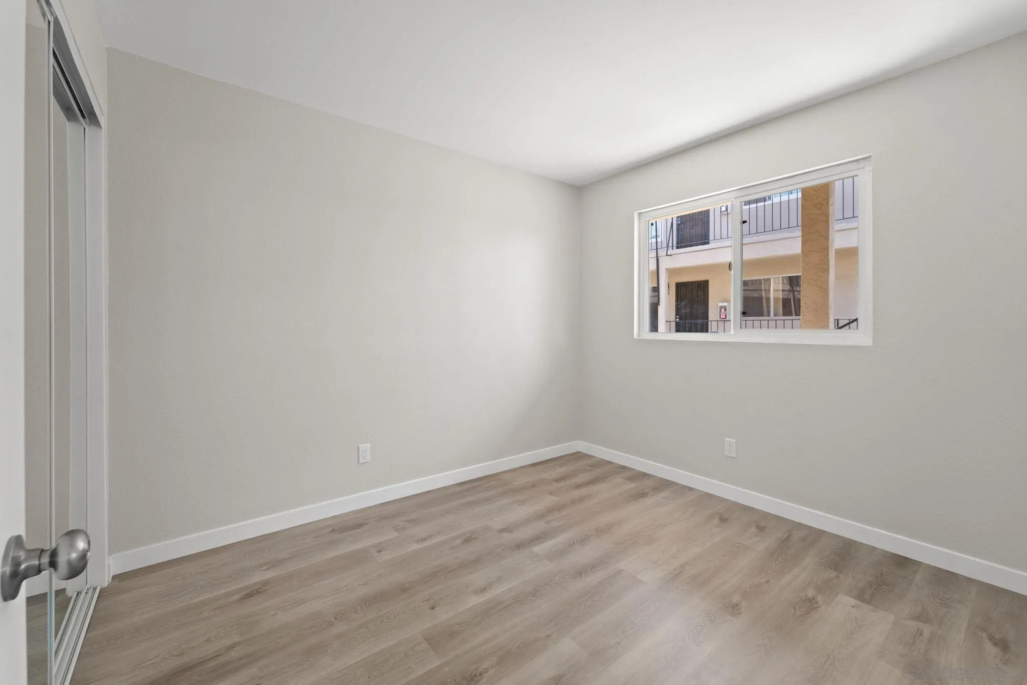 239 50th St Unit 33
