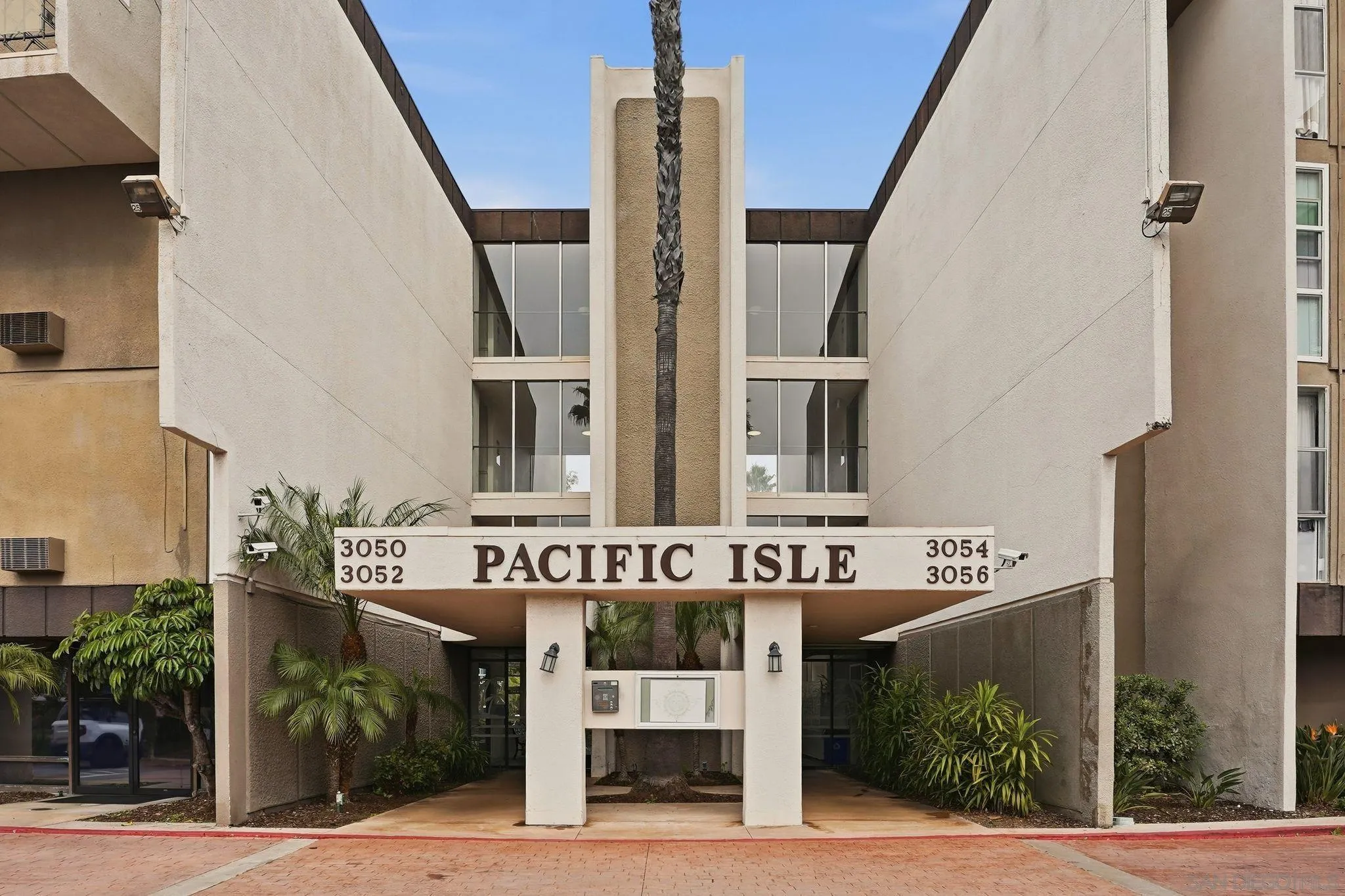 3050 Rue D'orleans Unit 494