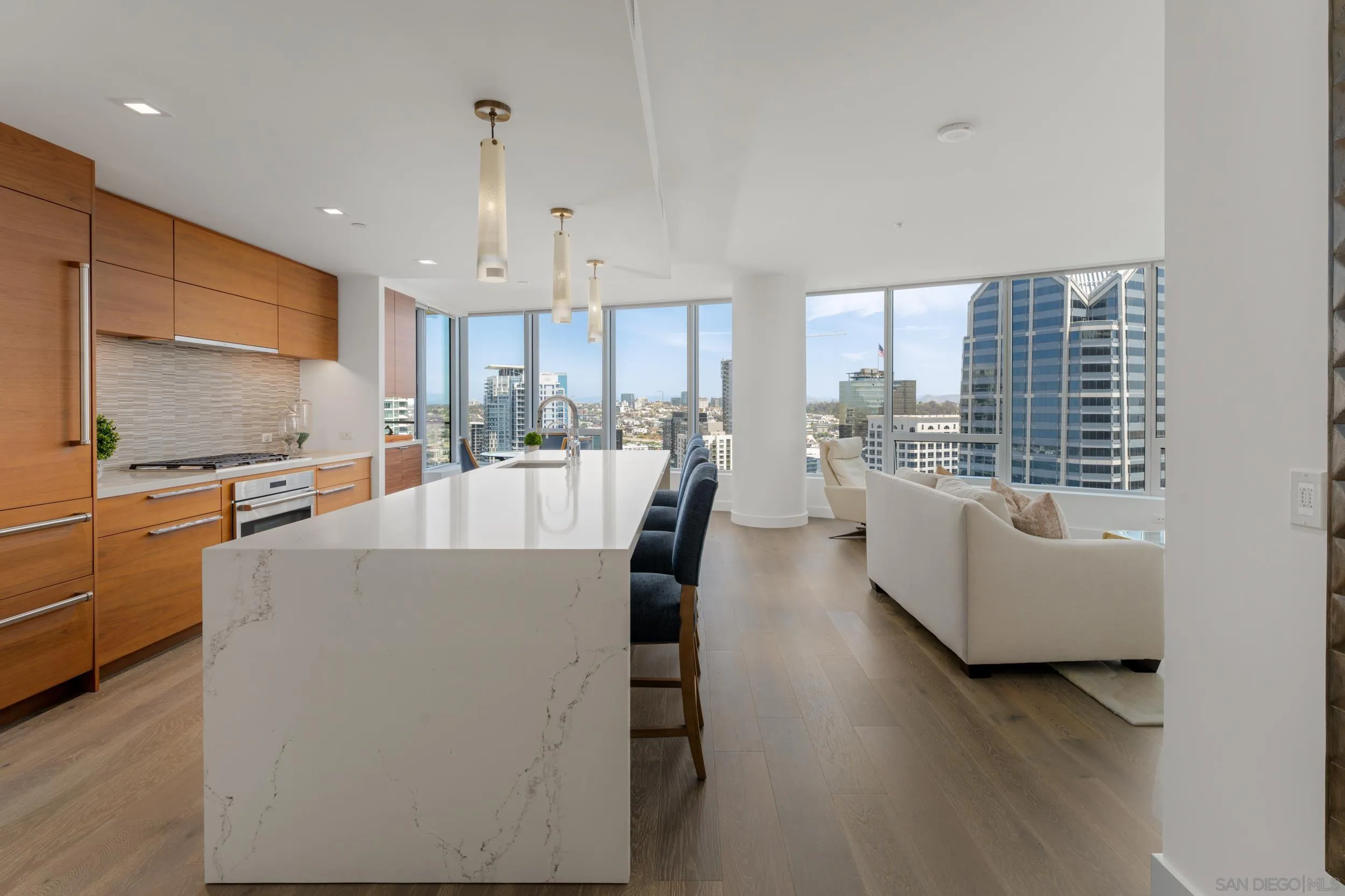 888 W E Street Unit 3105