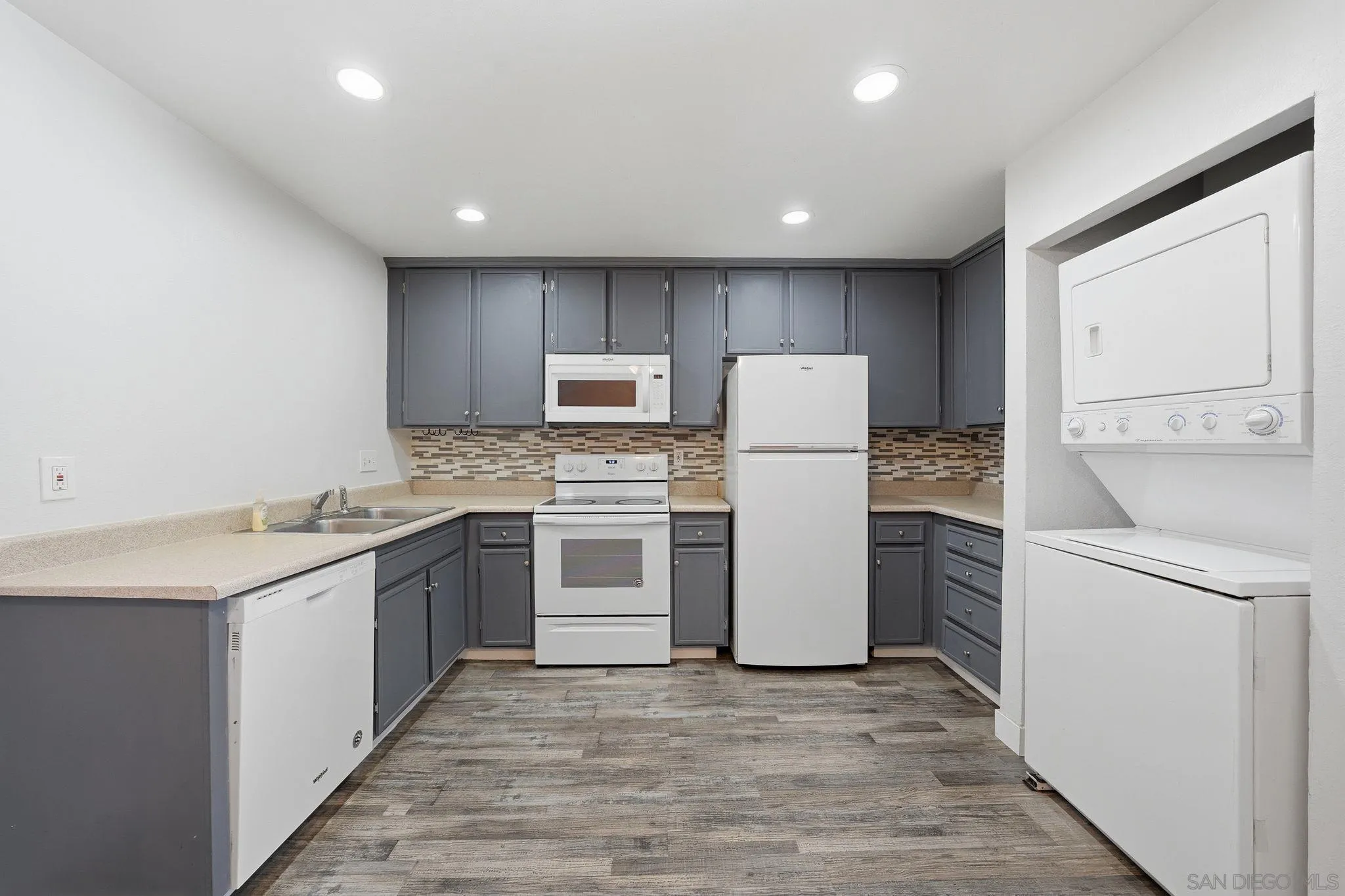 293 Sycamore Unit 15