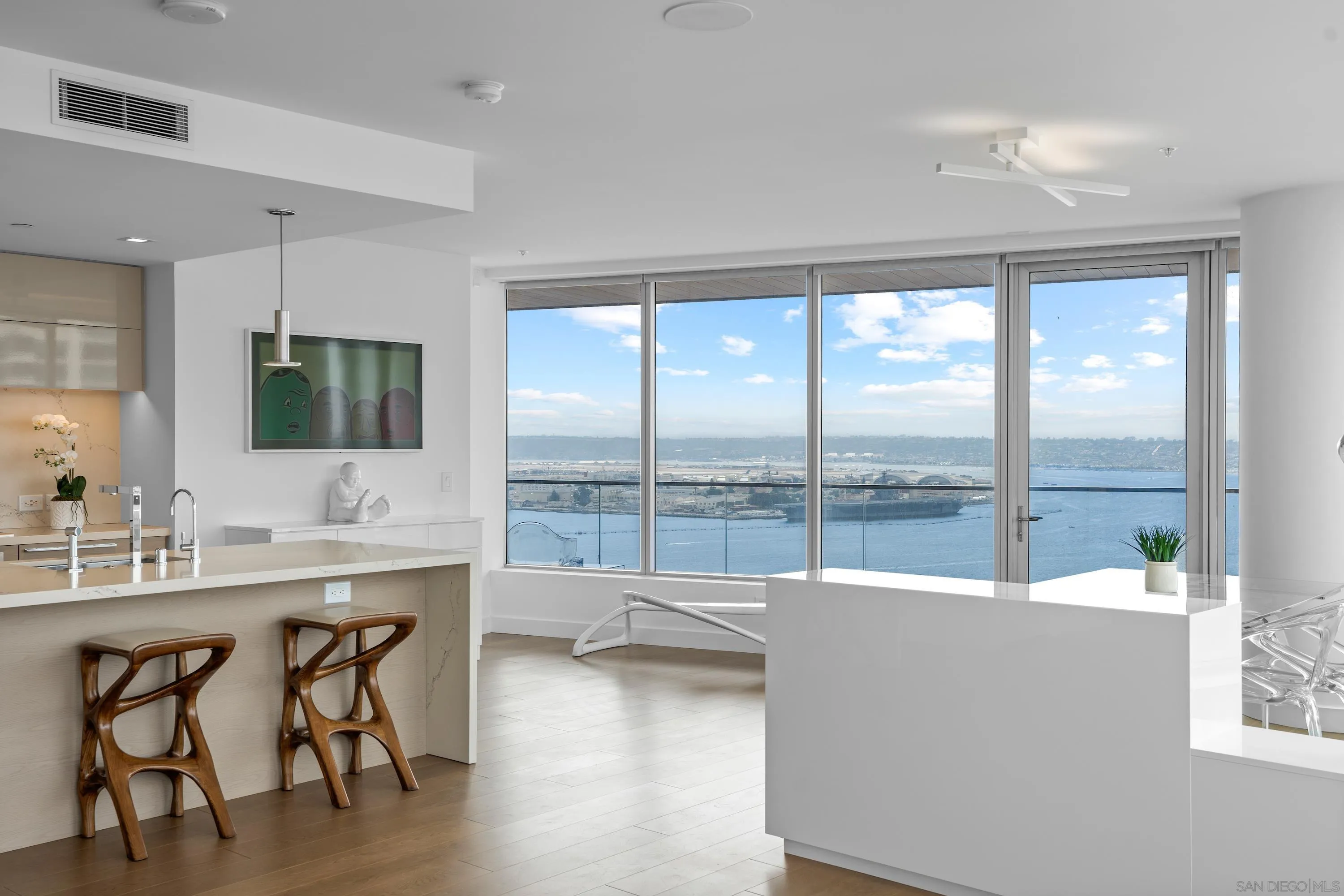 888 W E Street Unit 3301