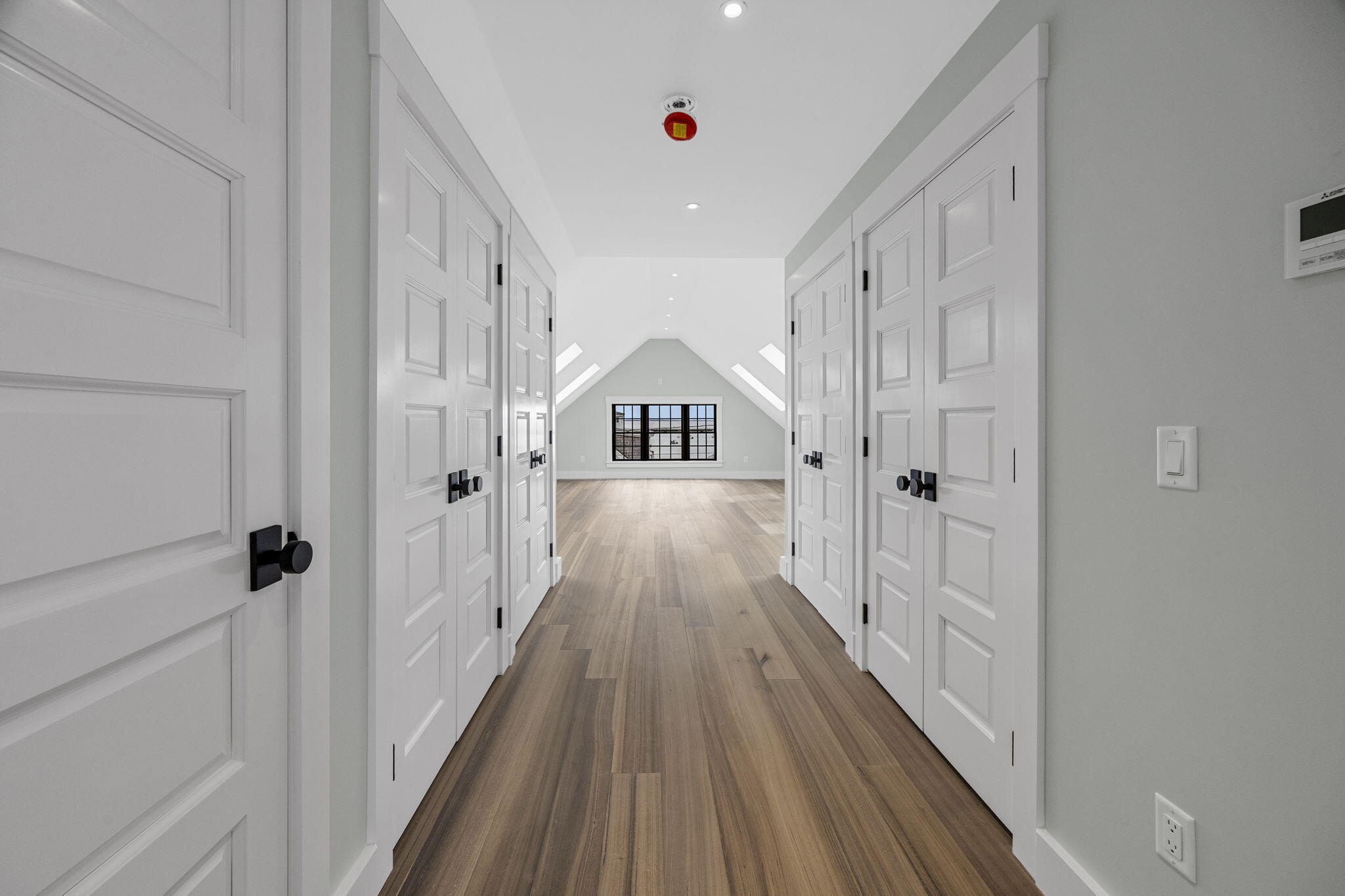 404 Commercial Street # 2