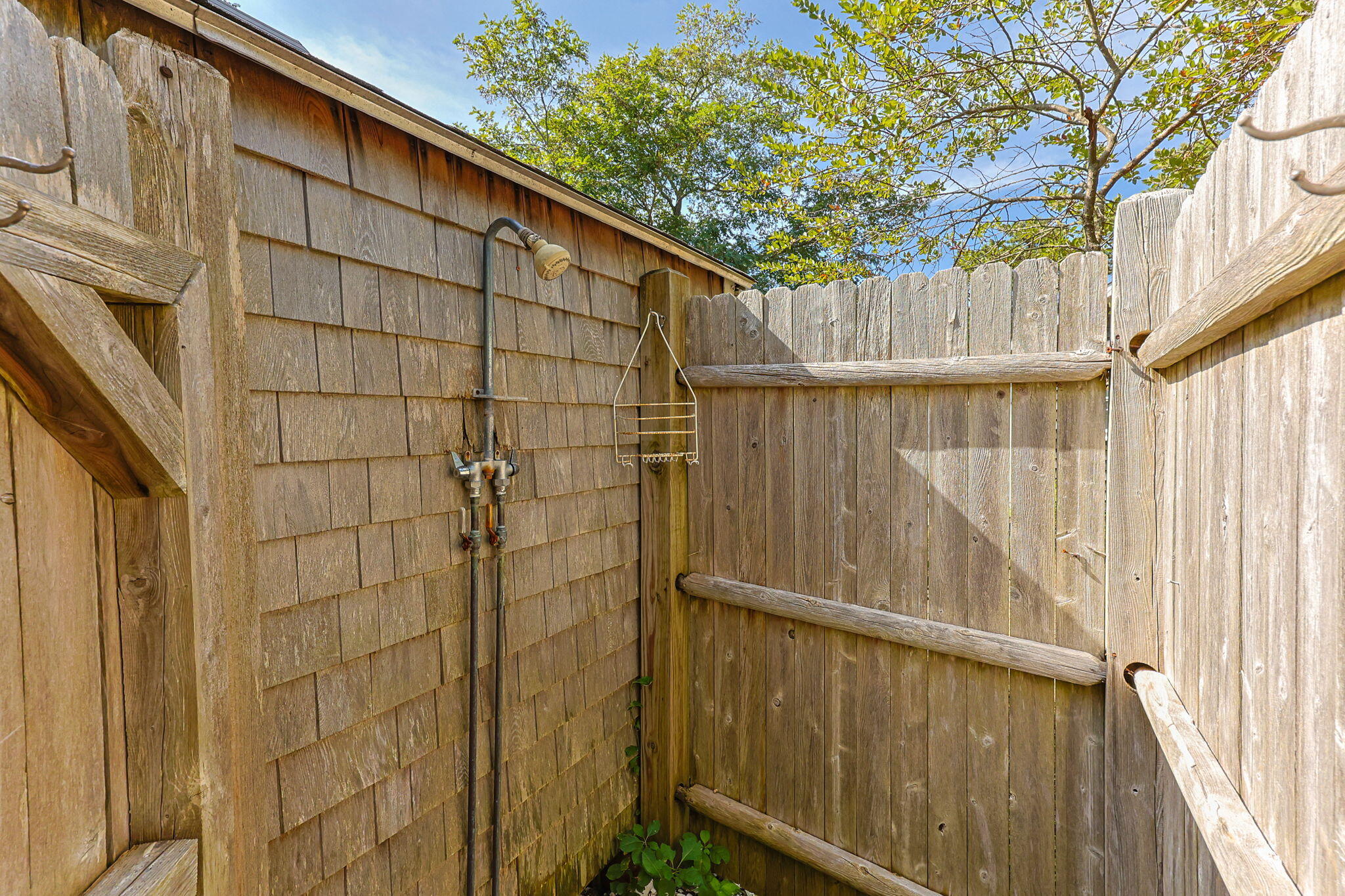 125 Shore Road # 10