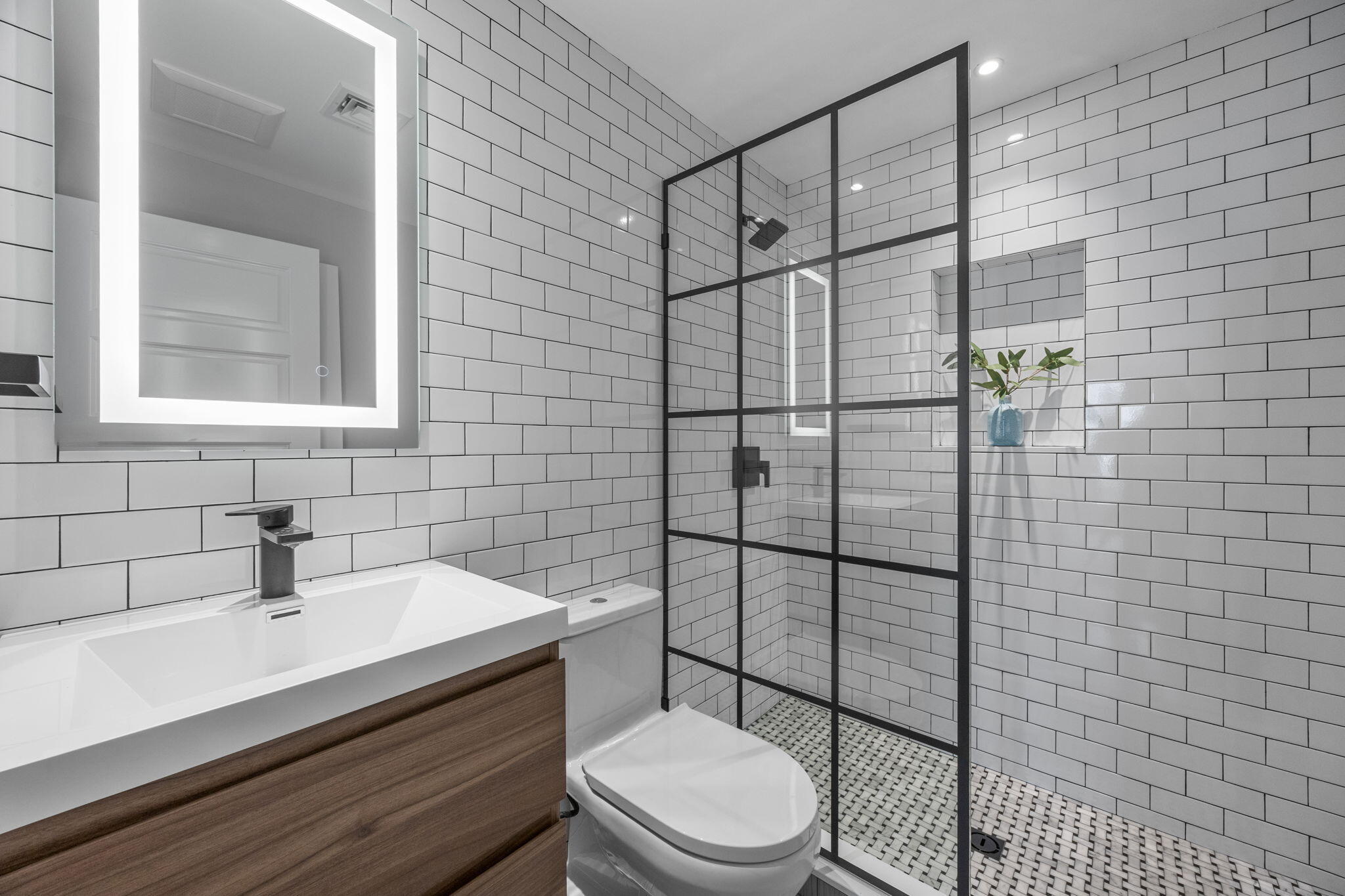 404 Commercial Street # 1, Provincetown Unit: 1