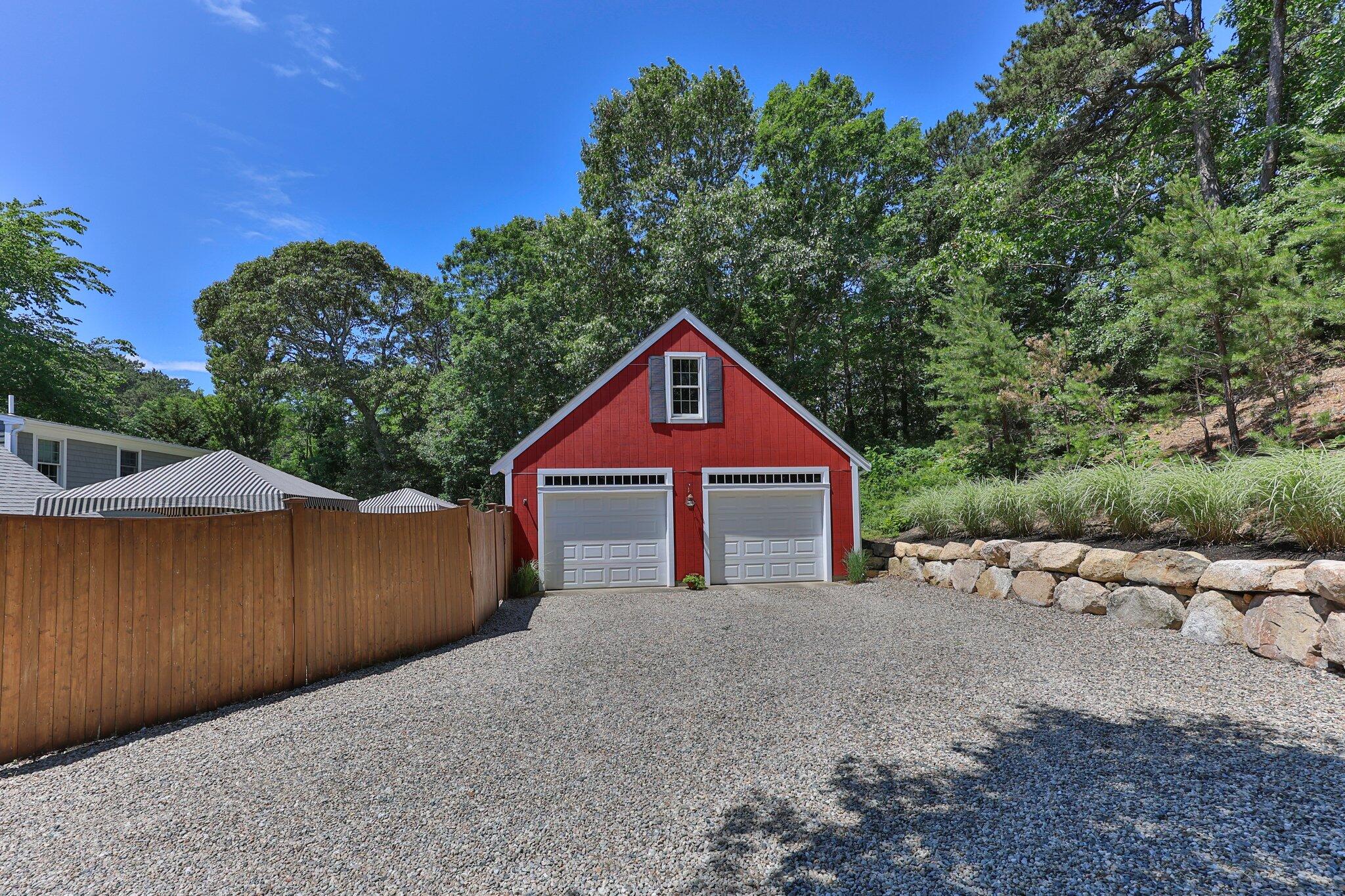 2 Stoney Hill Road