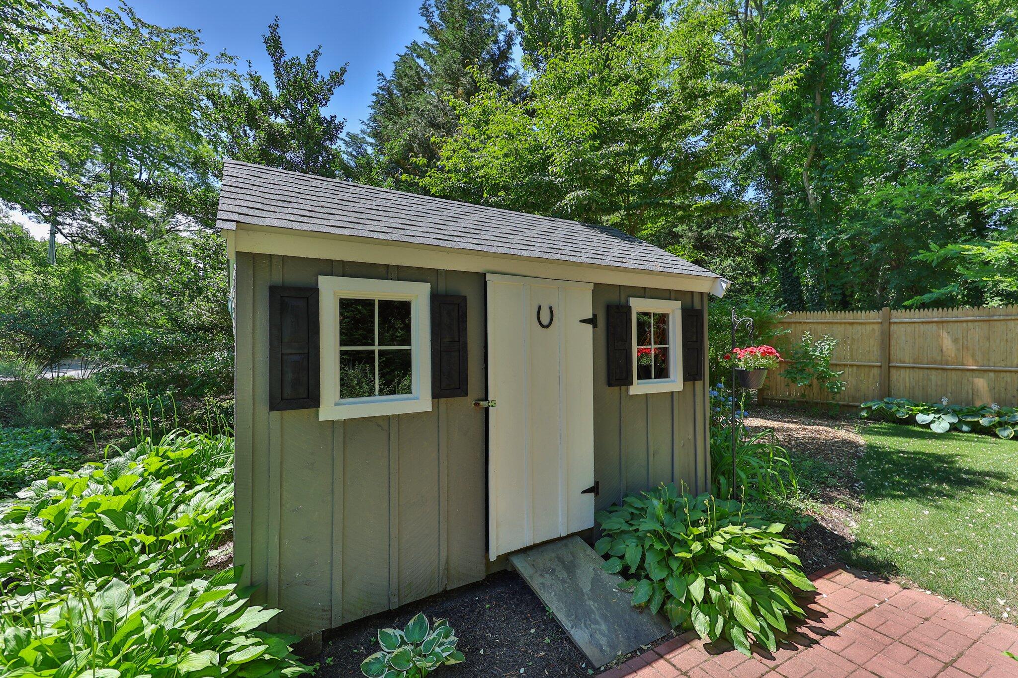 2 Stoney Hill Road