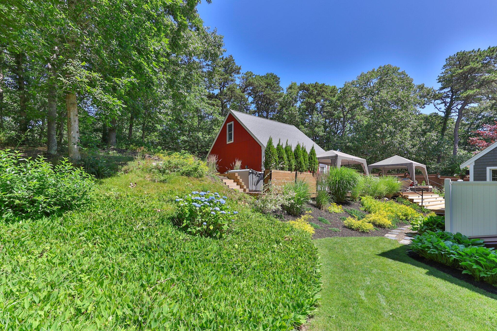 2 Stoney Hill Road