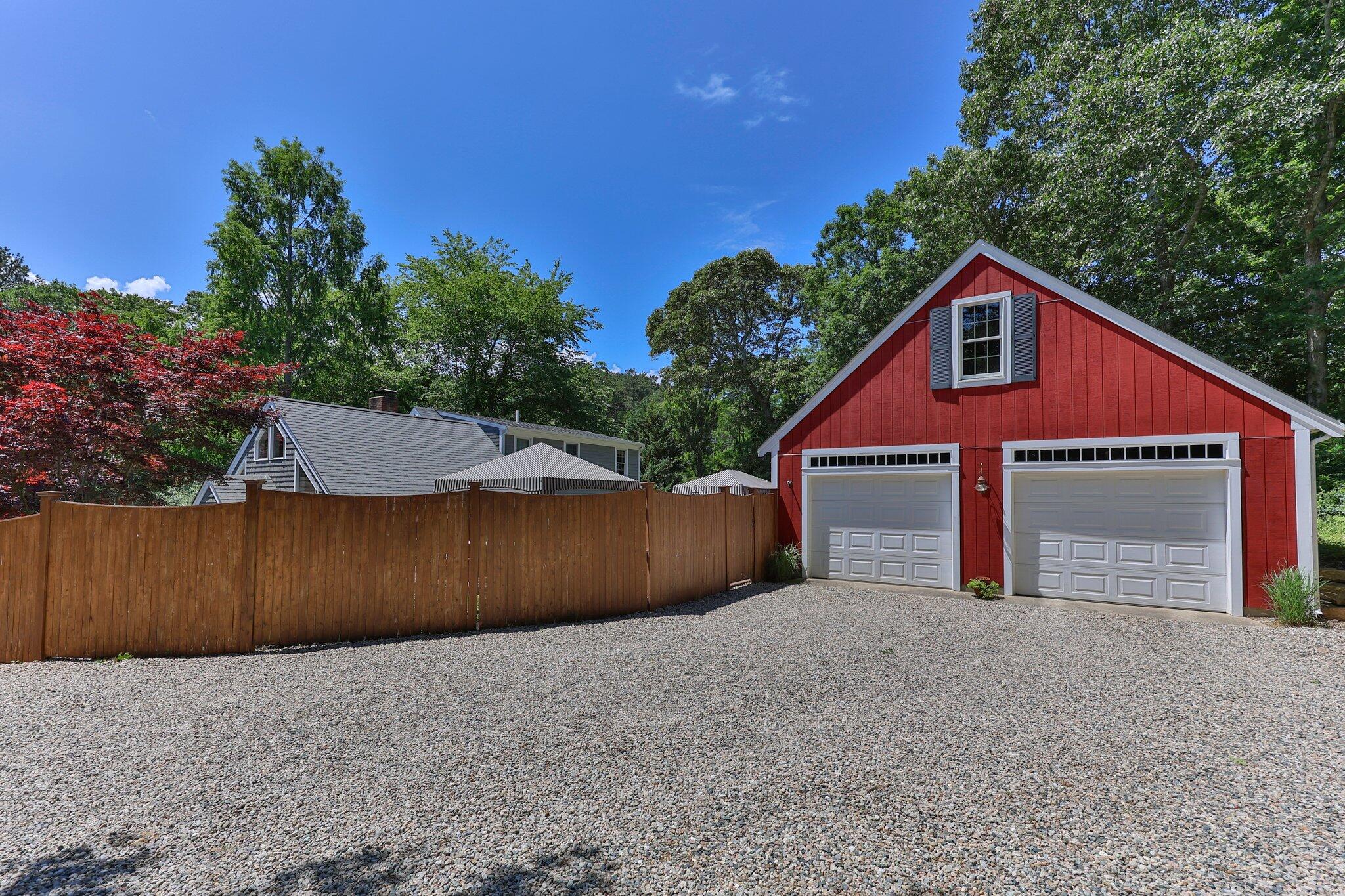 2 Stoney Hill Road